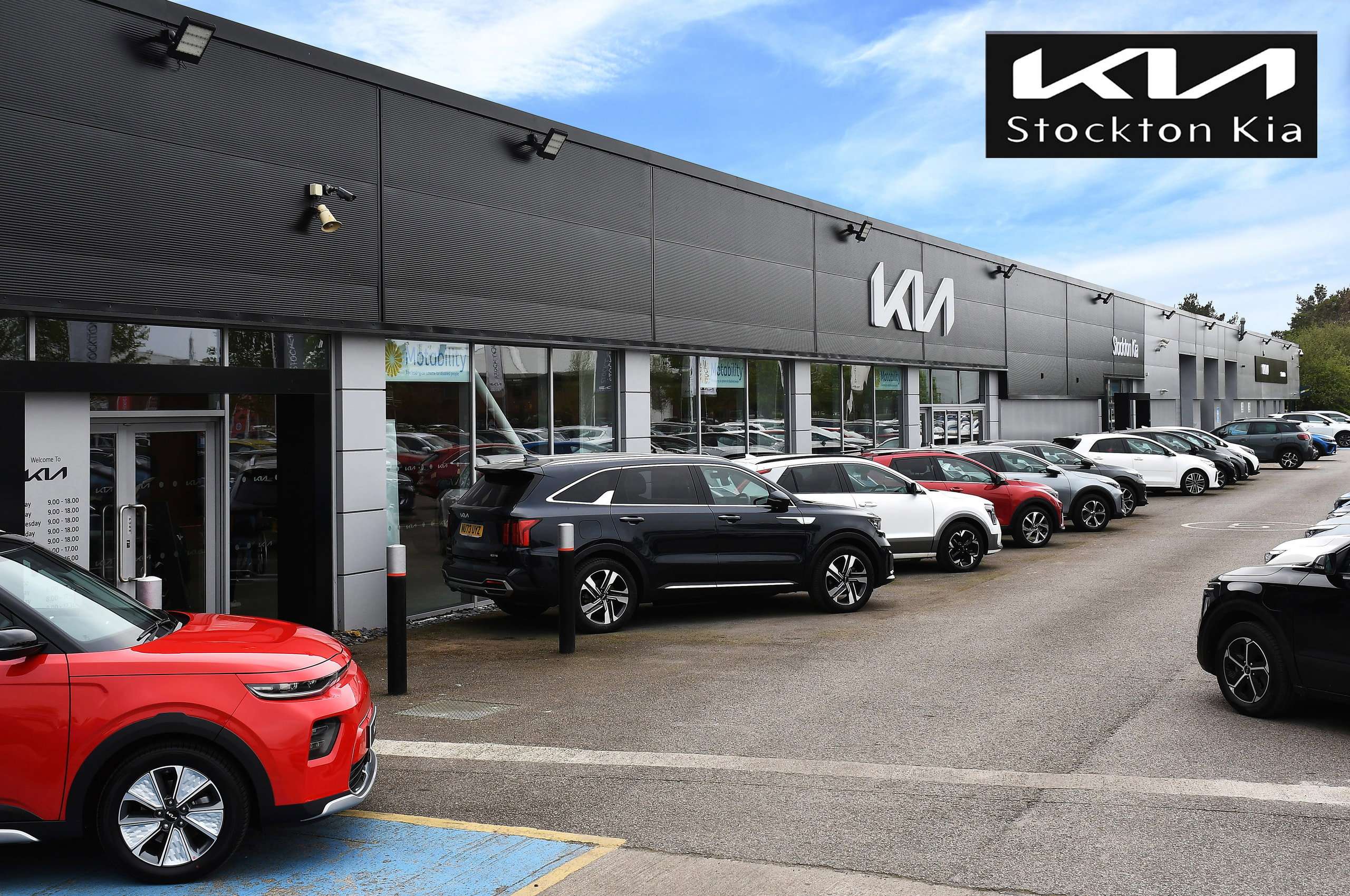 2025 KIA EV4 2025 KIA EV4