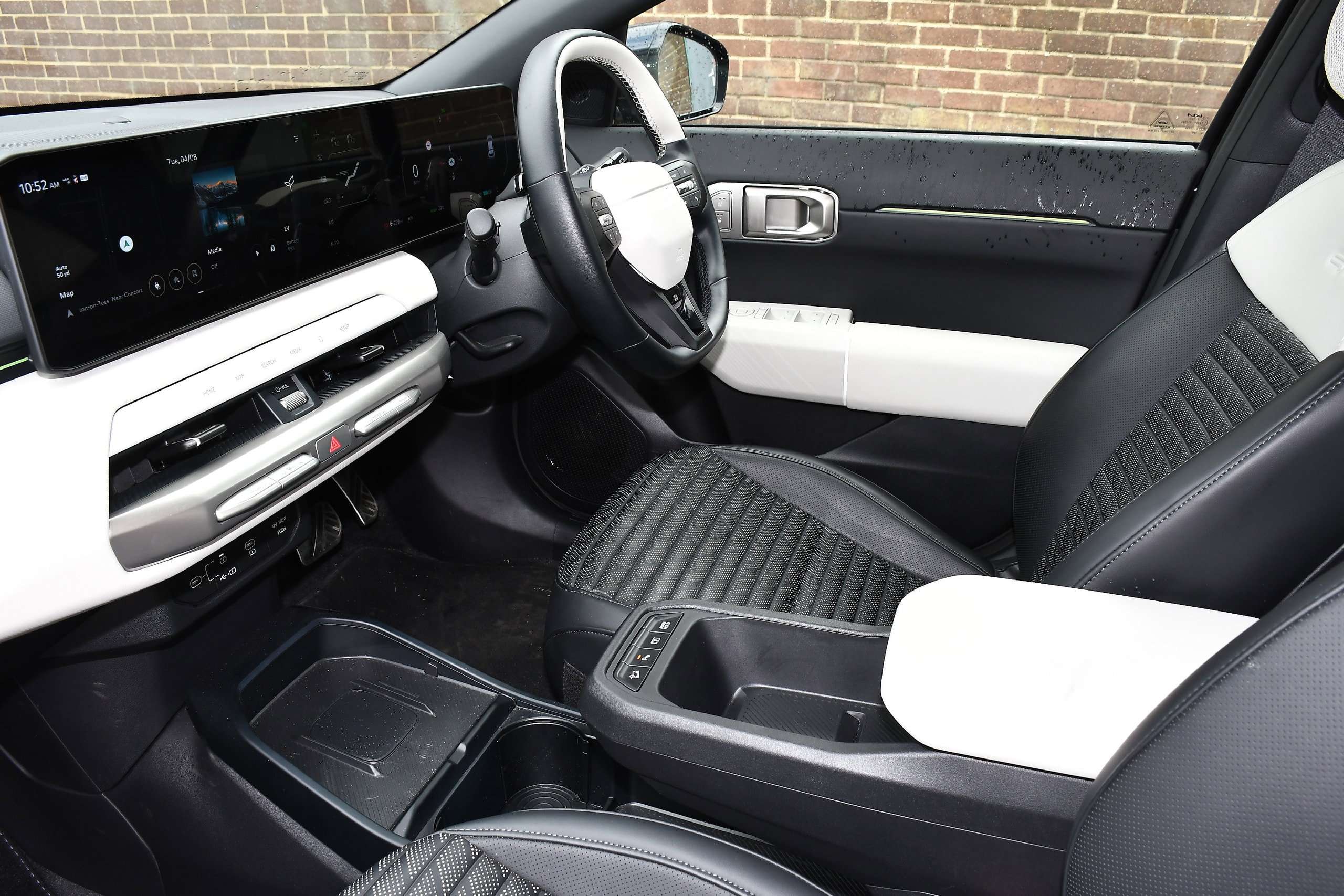 A 2026 KIA EV4 81.4kWh GT-Line Hatchback 5dr Electric Auto (201 bhp) A 2026 KIA EV4 81.4kWh GT-Line Hatchback 5dr Electric Auto (201 bhp)