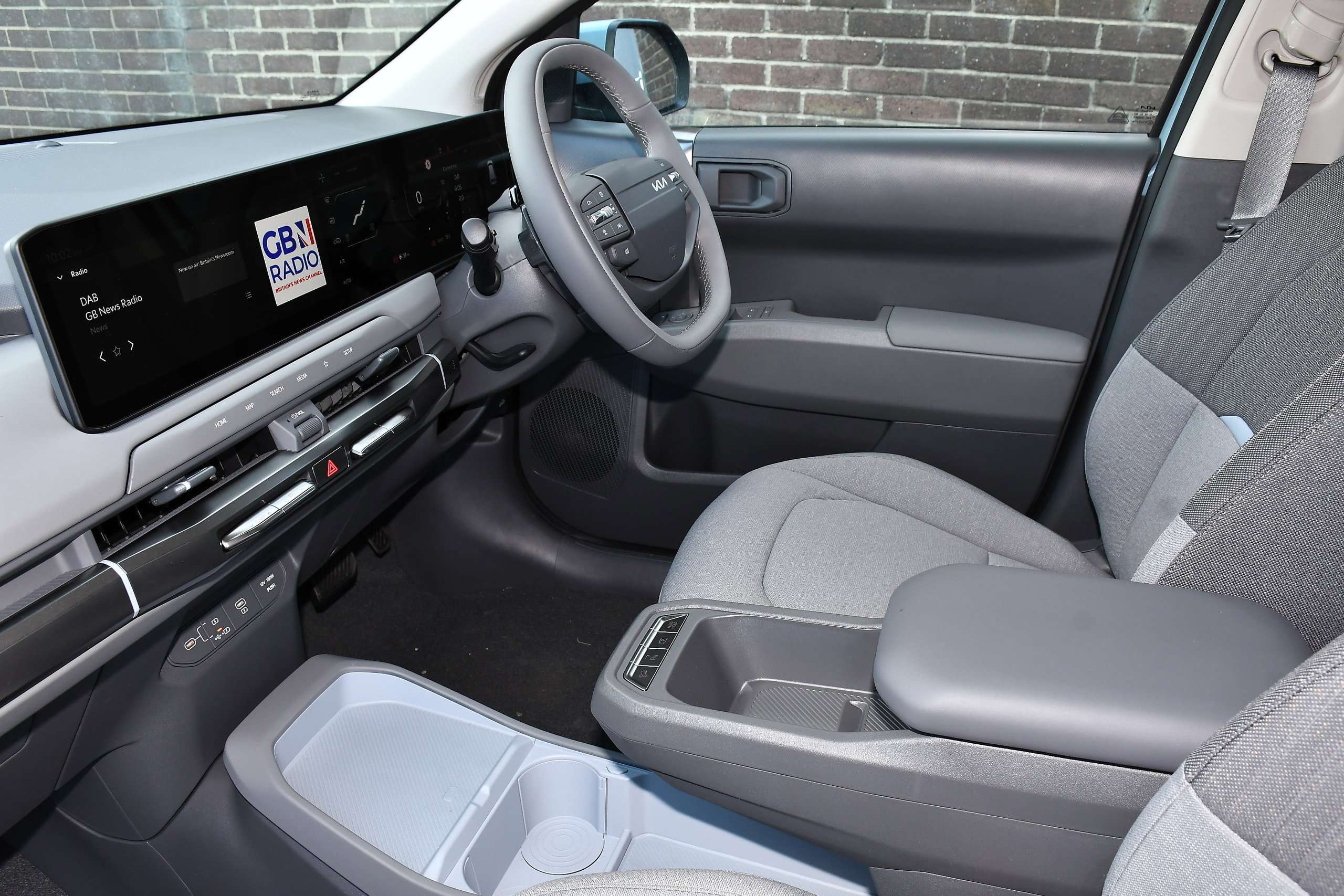 A 2026 KIA EV3 81.4kWh Air SUV 5dr Electric Auto (201 bhp) A 2026 KIA EV3 81.4kWh Air SUV 5dr Electric Auto (201 bhp)