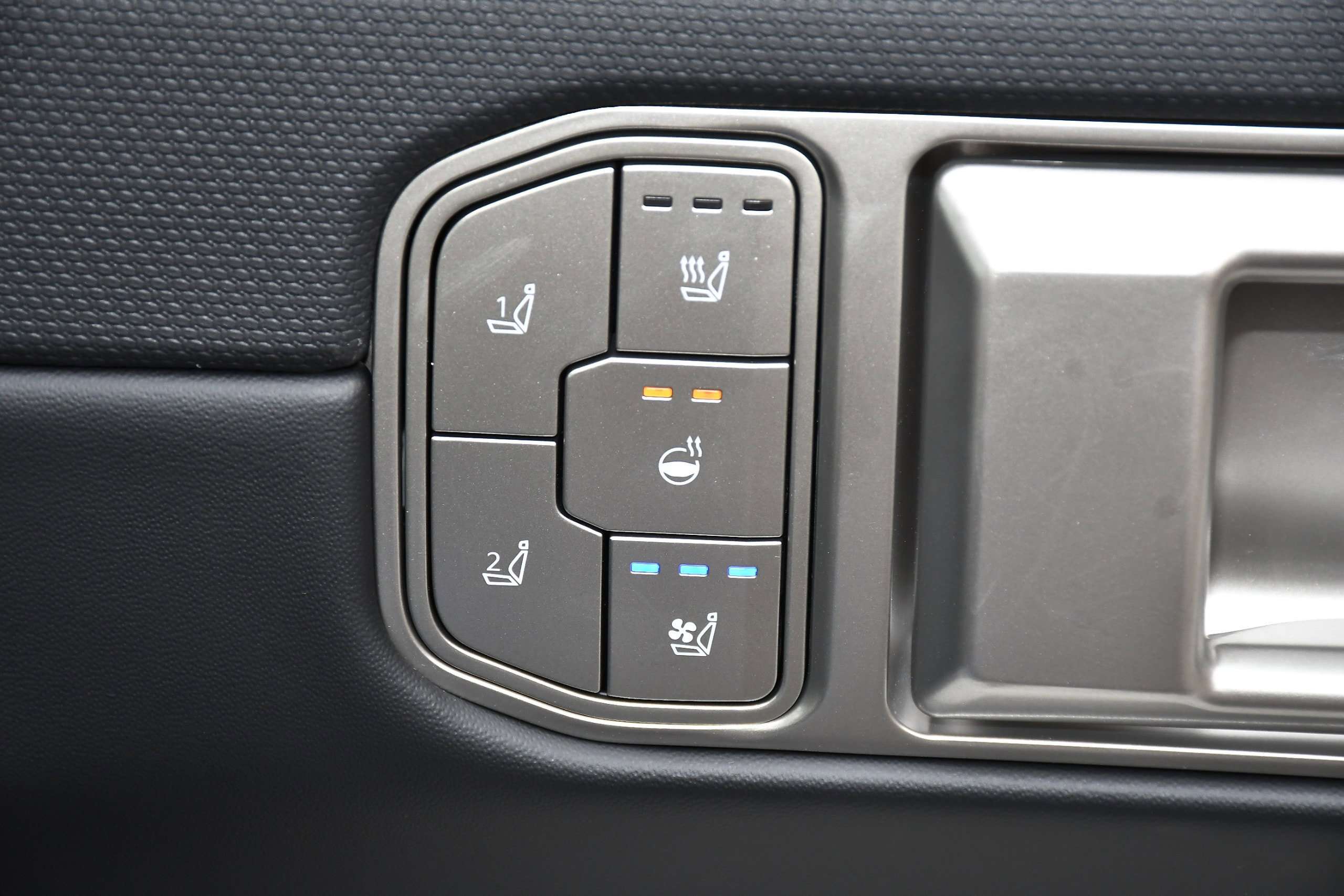 2026 KIA EV4 2026 KIA EV4