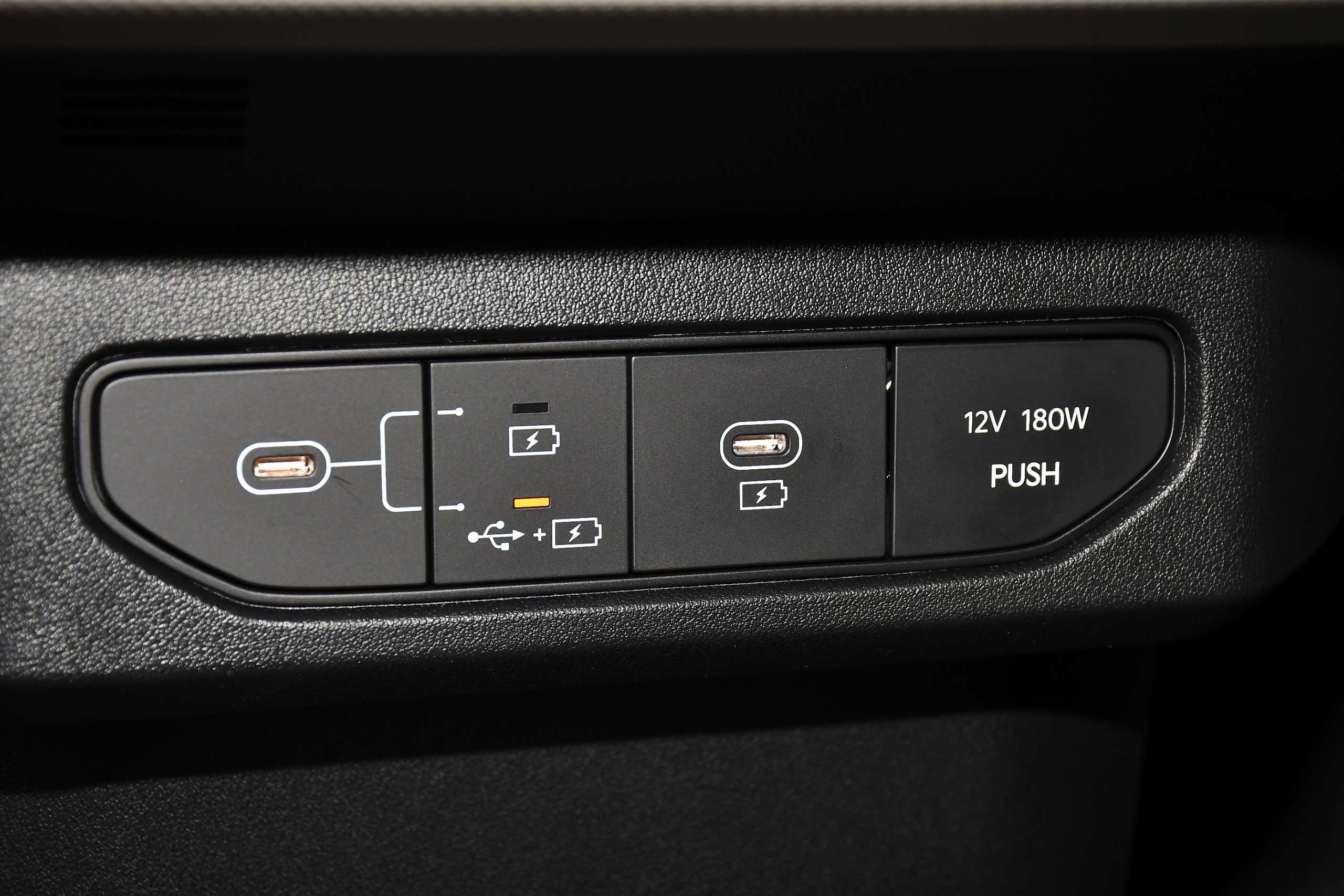 2026 KIA EV4 2026 KIA EV4