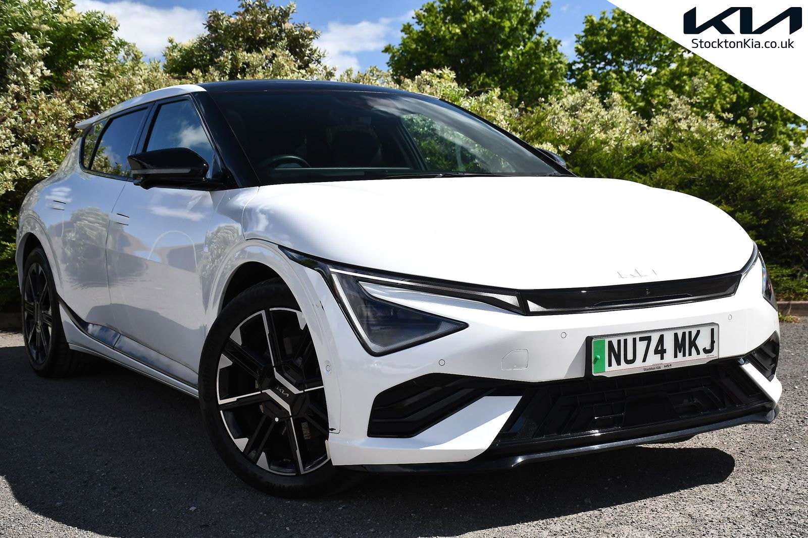 A 2024 KIA EV6 84kWh GT-Line S Hatchback 5dr Electric Auto (225 bhp) A 2024 KIA EV6 84kWh GT-Line S Hatchback 5dr Electric Auto (225 bhp)