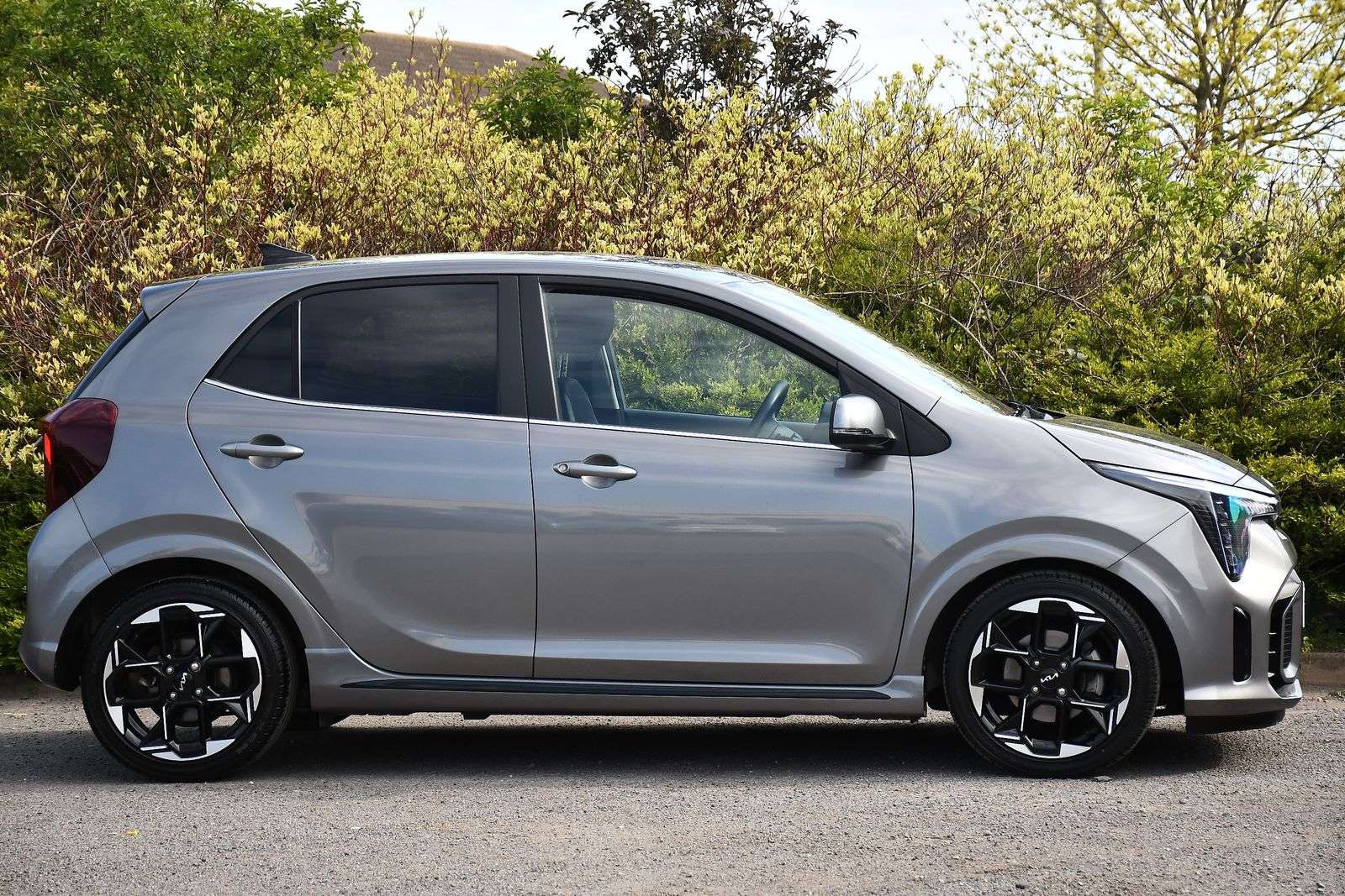 A 2024 KIA PICANTO 1.0 GT-Line Hatchback 5dr Petrol AMT Euro 6 (s/s) (62 bhp) A 2024 KIA PICANTO 1.0 GT-Line Hatchback 5dr Petrol AMT Euro 6 (s/s) (62 bhp)