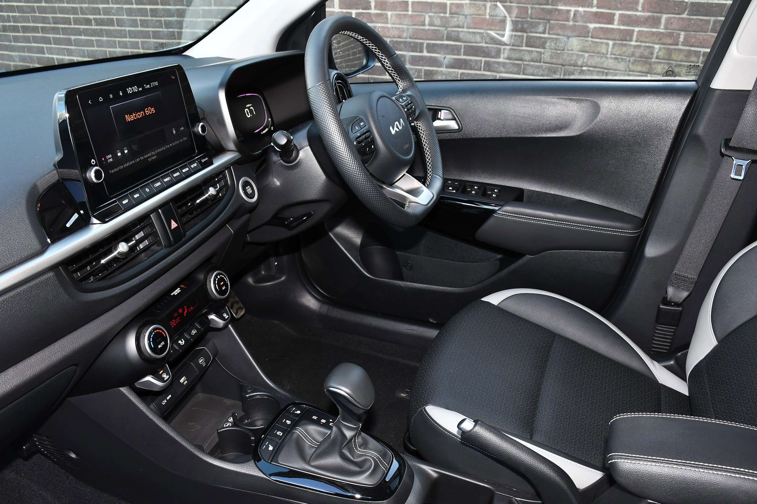 A 2025 KIA PICANTO 1.2 GT-Line S Hatchback 5dr Petrol AMT Euro 6 (s/s) (77 bhp) A 2025 KIA PICANTO 1.2 GT-Line S Hatchback 5dr Petrol AMT Euro 6 (s/s) (77 bhp)