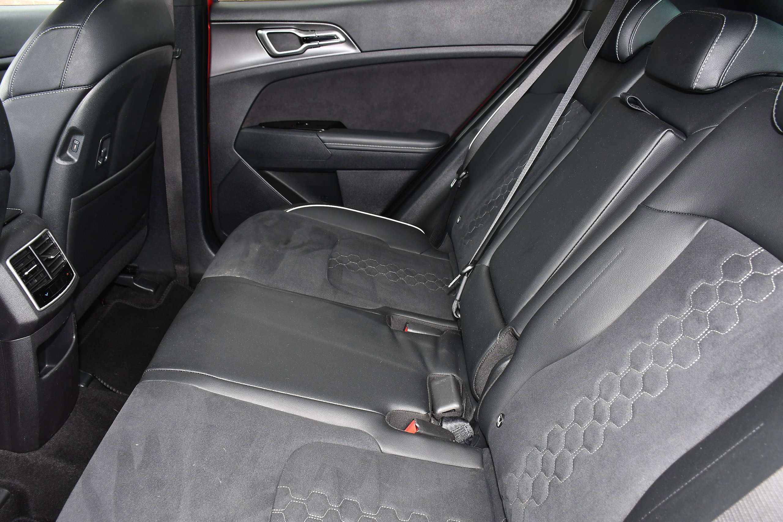 2024 KIA SPORTAGE 2024 KIA SPORTAGE