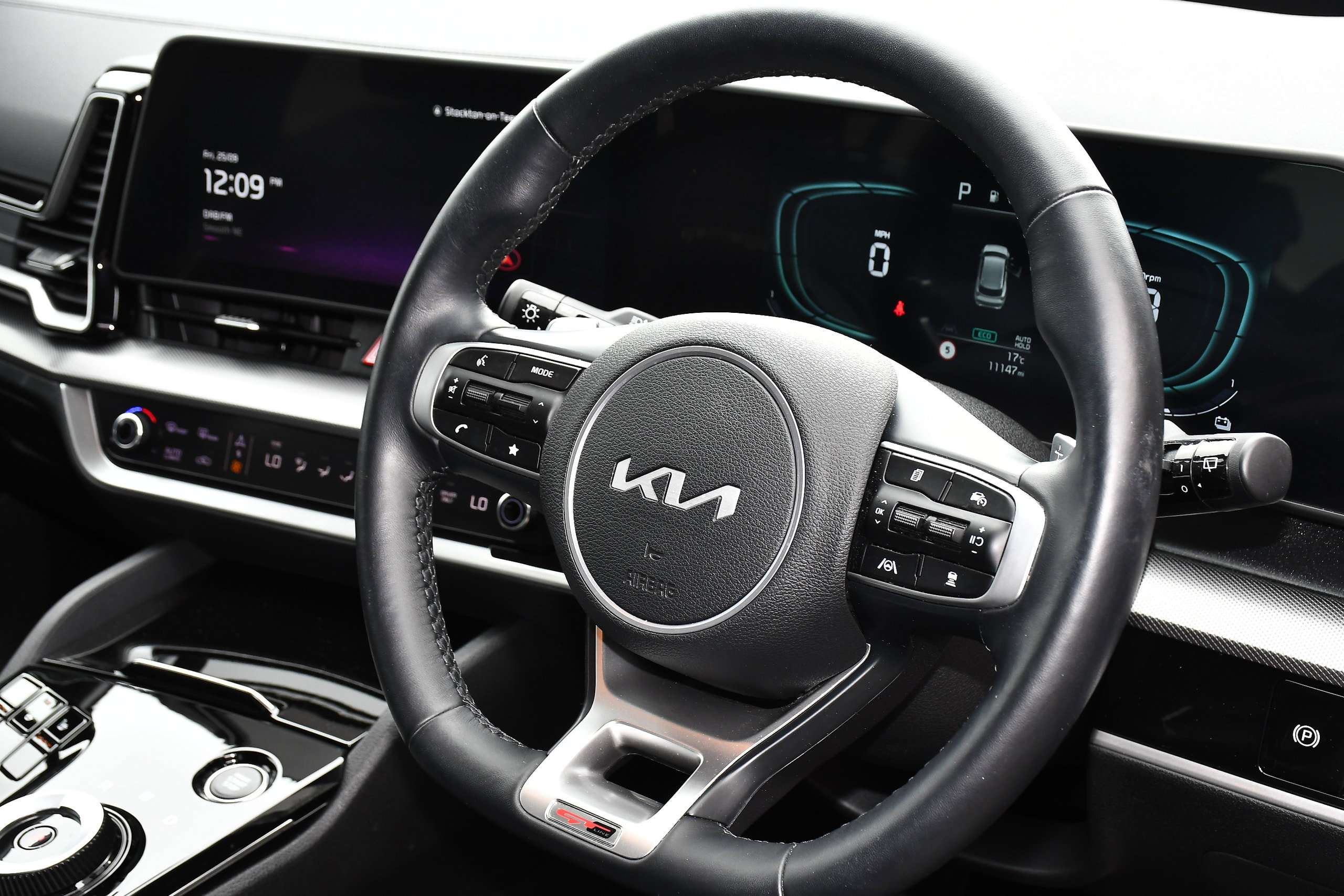 2025 KIA SPORTAGE 2025 KIA SPORTAGE