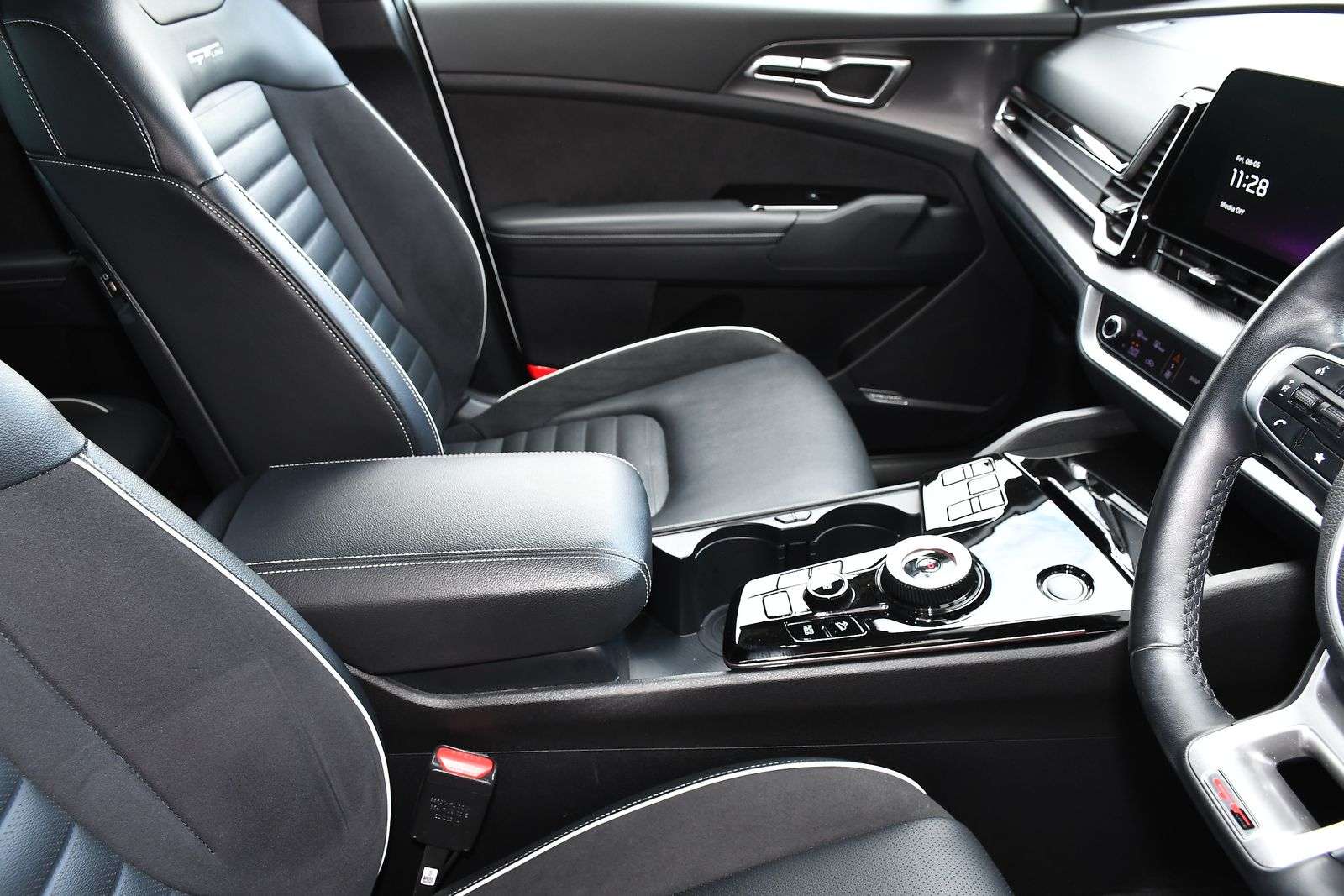 2023 KIA SPORTAGE 2023 KIA SPORTAGE