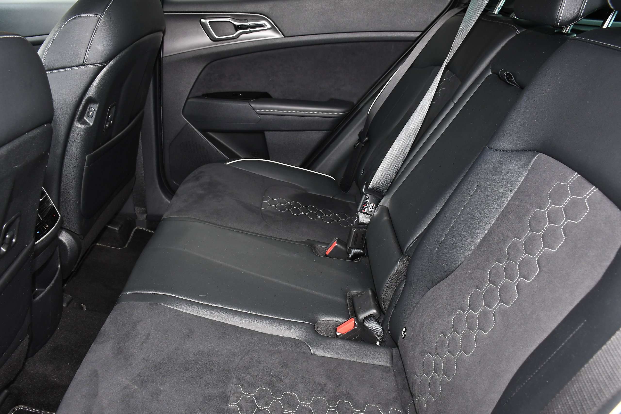 2023 KIA SPORTAGE 2023 KIA SPORTAGE