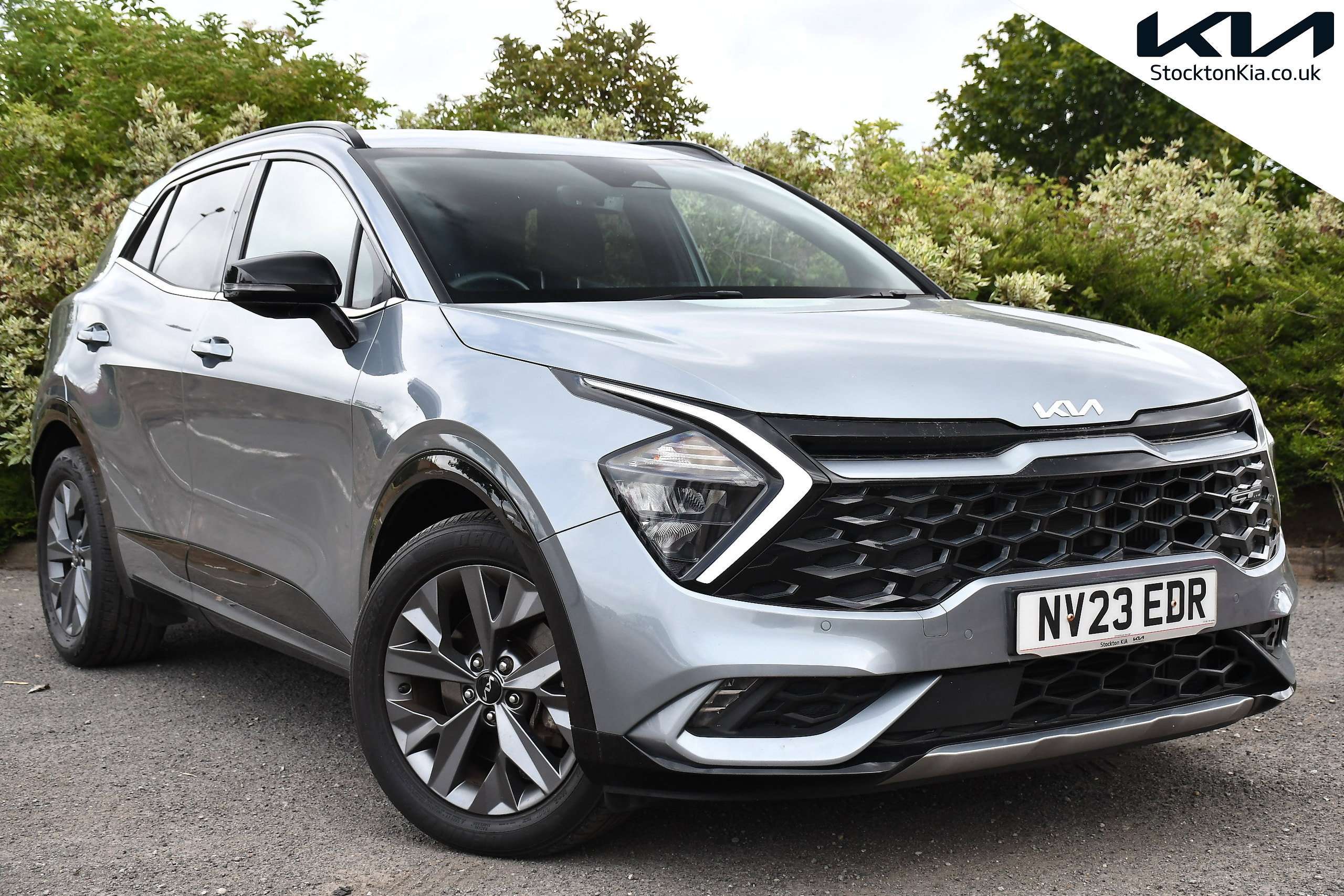 A 2023 KIA SPORTAGE 1.6 h T-GDi GT-Line SUV 5dr Petrol Hybrid Auto Euro 6 (s/s) (226 bhp) A 2023 KIA SPORTAGE 1.6 h T-GDi GT-Line SUV 5dr Petrol Hybrid Auto Euro 6 (s/s) (226 bhp)