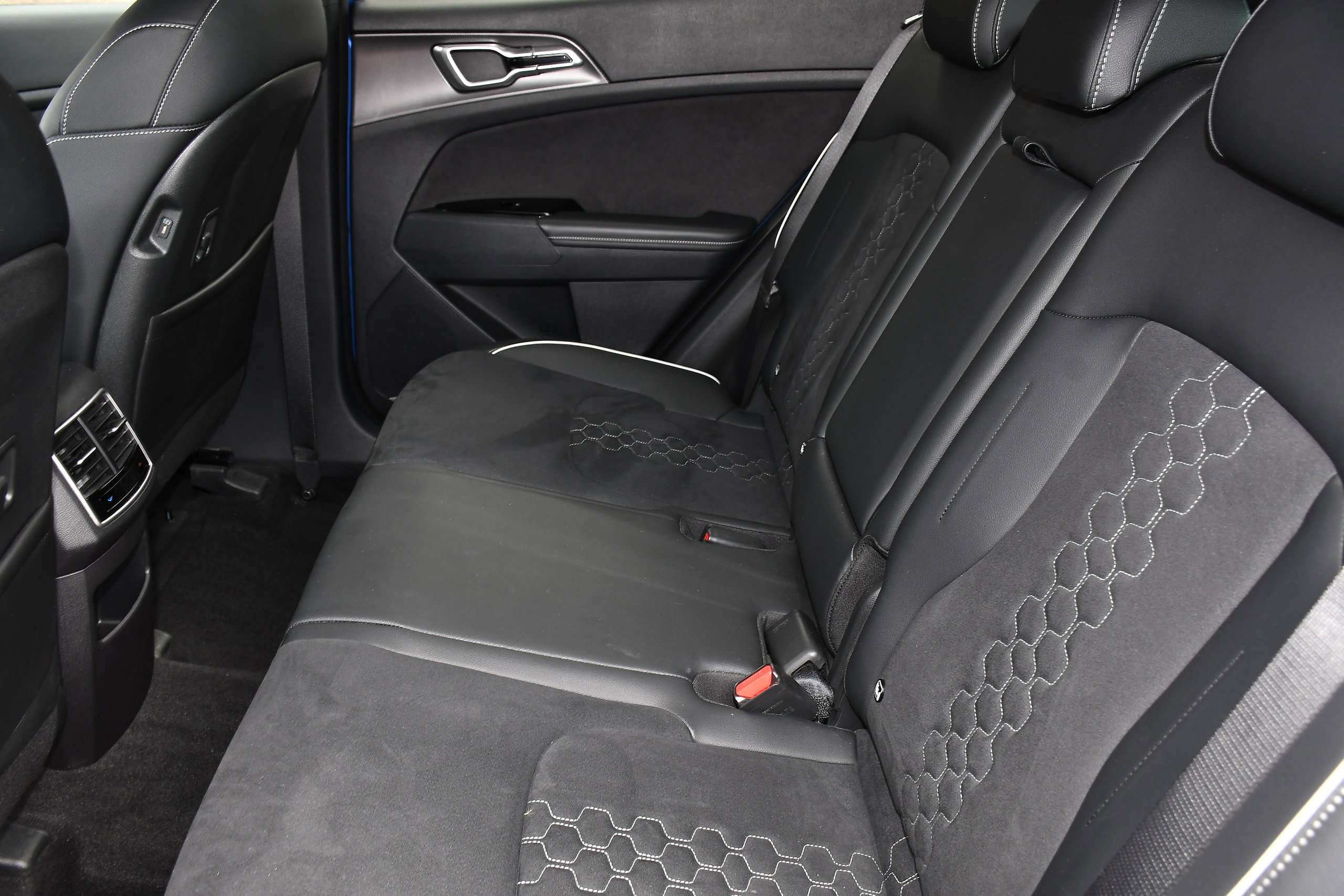 2024 KIA SPORTAGE 2024 KIA SPORTAGE