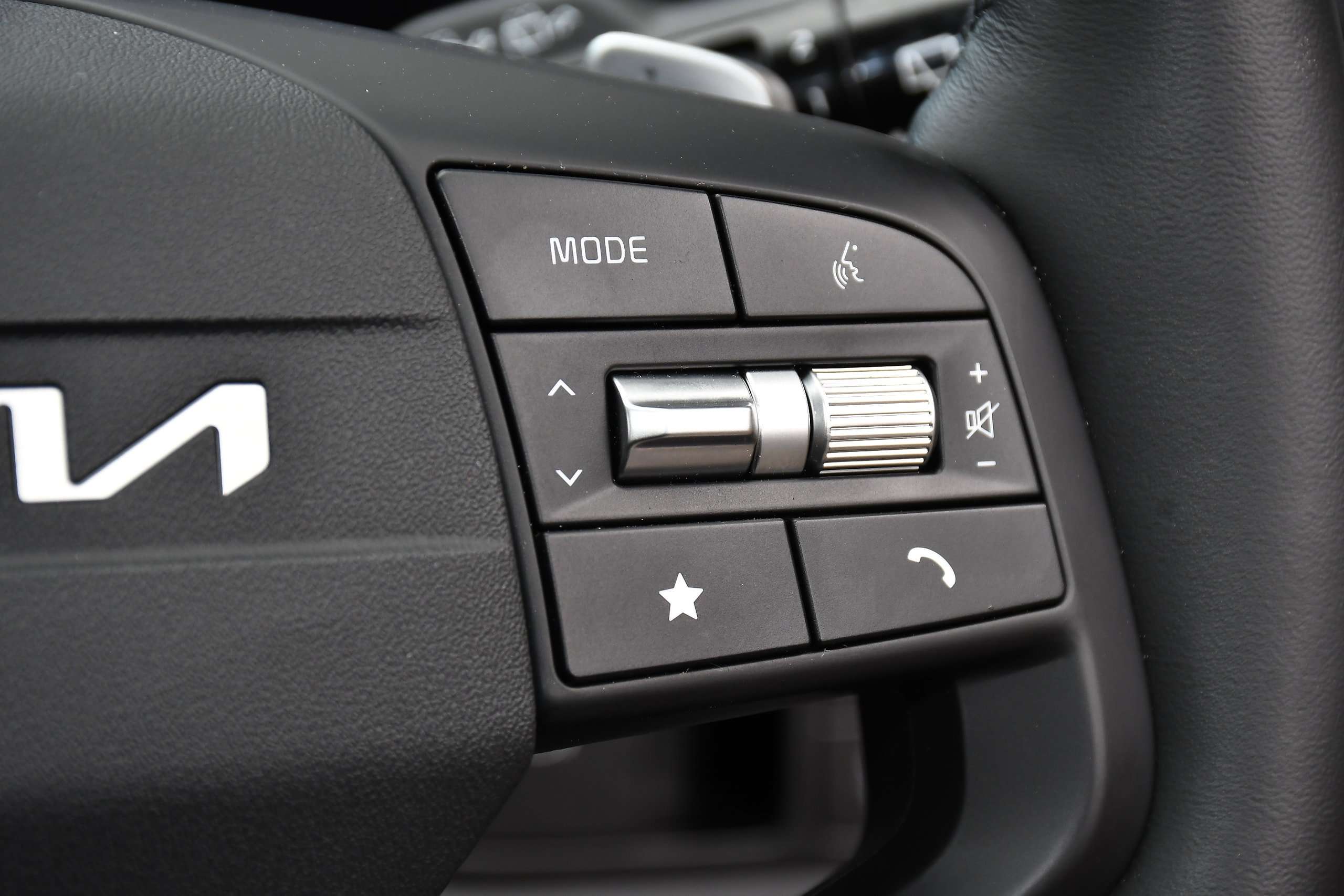 2025 KIA SPORTAGE 2025 KIA SPORTAGE