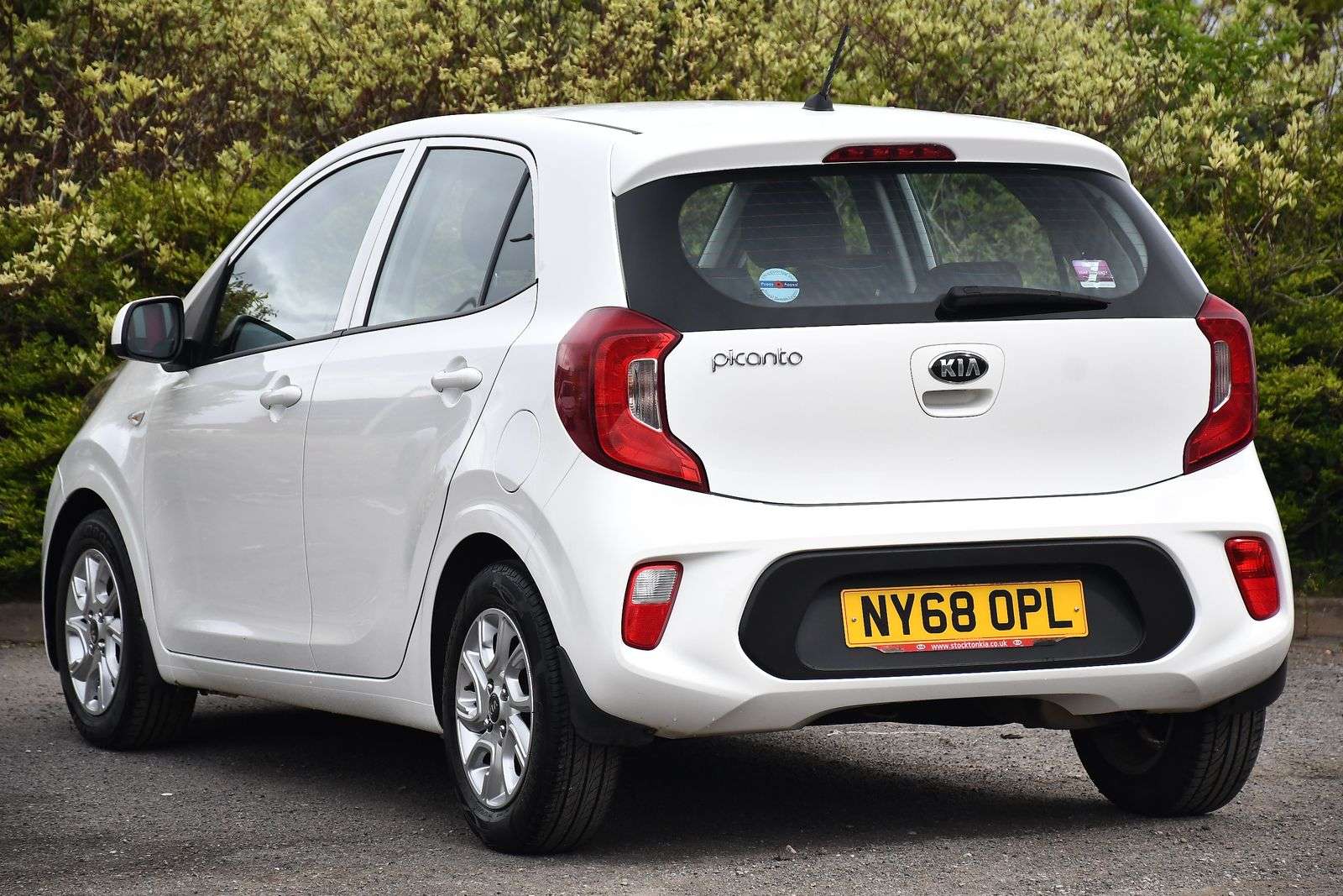 A 2019 KIA PICANTO 1.25 2 Hatchback 5dr Petrol Auto Euro 6 (83 bhp) A 2019 KIA PICANTO 1.25 2 Hatchback 5dr Petrol Auto Euro 6 (83 bhp)