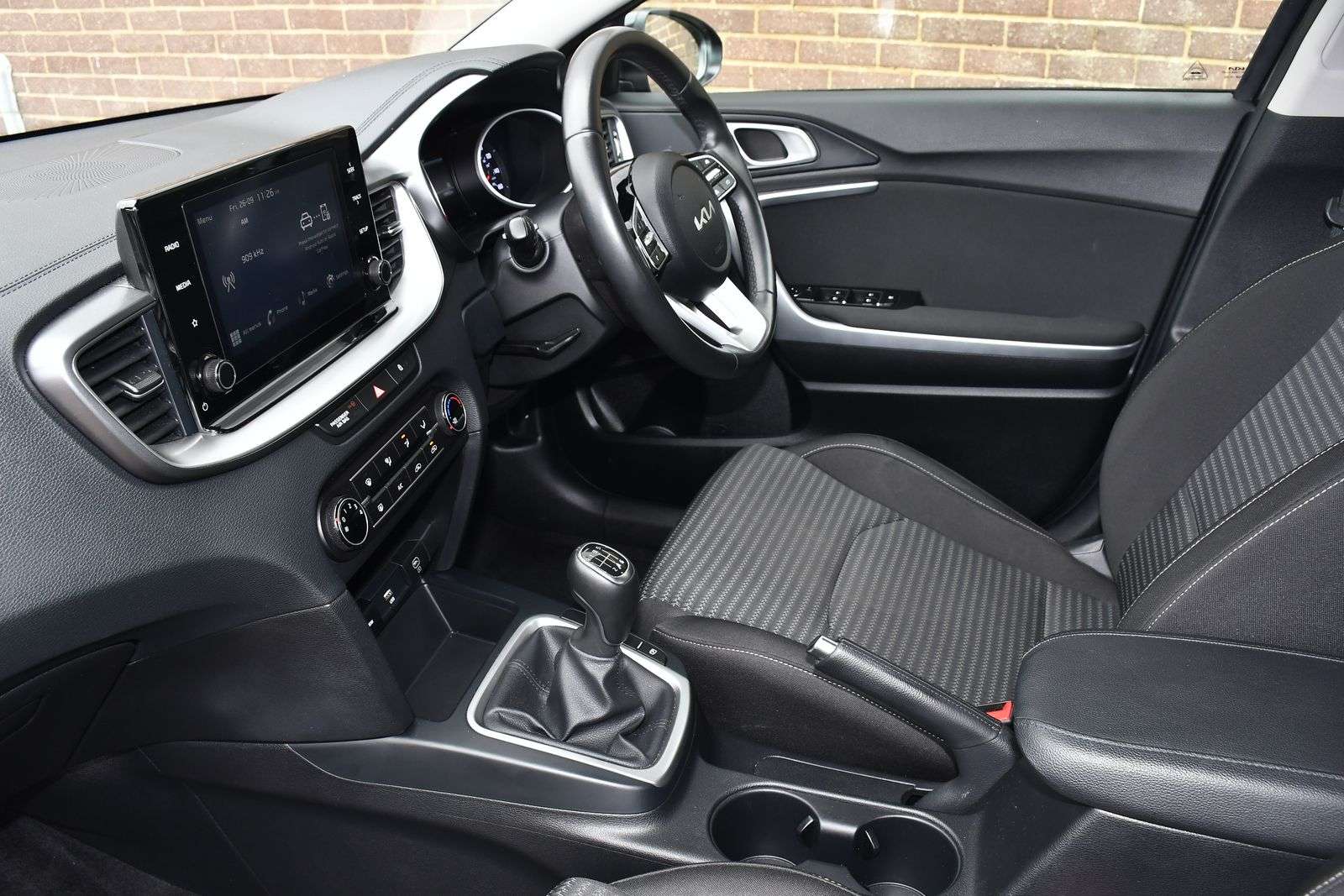 A 2023 KIA CEED 1.5 T-GDi 2 Hatchback 5dr Petrol Manual Euro 6 (s/s) Non-ADAP (158 bhp) A 2023 KIA CEED 1.5 T-GDi 2 Hatchback 5dr Petrol Manual Euro 6 (s/s) Non-ADAP (158 bhp)