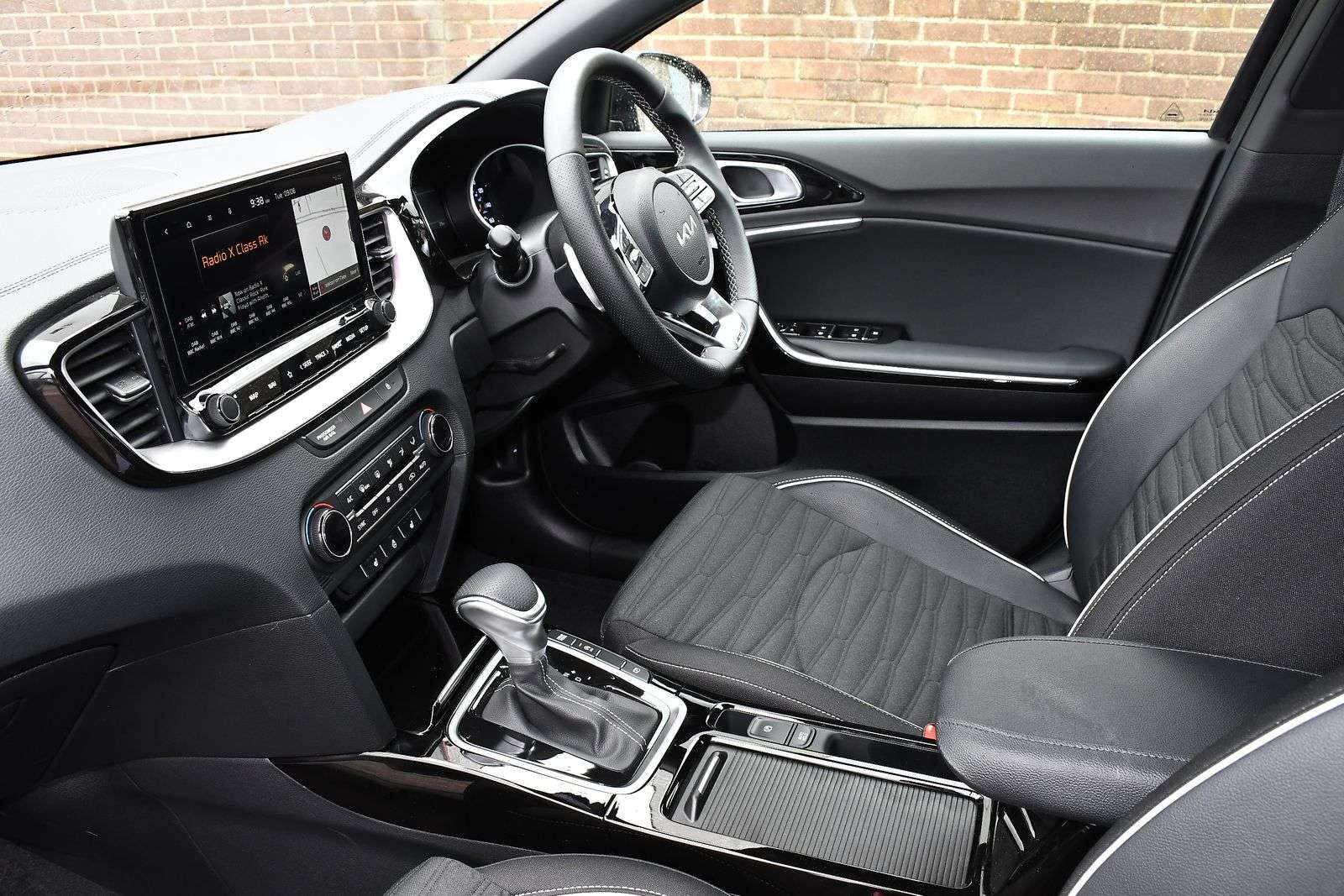 A 2026 KIA XCEED 1.0 T-GDi MHEV GT-Line SUV 5dr Petrol Hybrid DCT Euro 6 (s/s) (113 bhp) A 2026 KIA XCEED 1.0 T-GDi MHEV GT-Line SUV 5dr Petrol Hybrid DCT Euro 6 (s/s) (113 bhp)