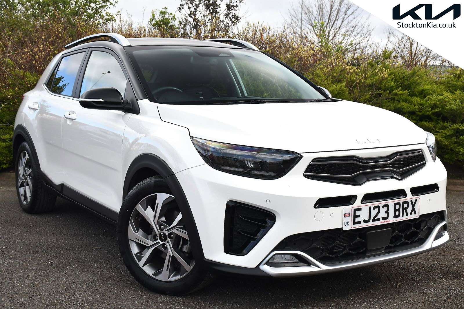A 2023 KIA STONIC 1.0 T-GDi MHEV GT-Line S SUV 5dr Petrol Hybrid DCT Euro 6 (s/s) (118 bhp) A 2023 KIA STONIC 1.0 T-GDi MHEV GT-Line S SUV 5dr Petrol Hybrid DCT Euro 6 (s/s) (118 bhp)