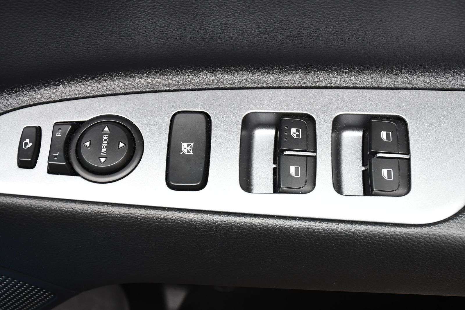 2023 KIA RIO 2023 KIA RIO
