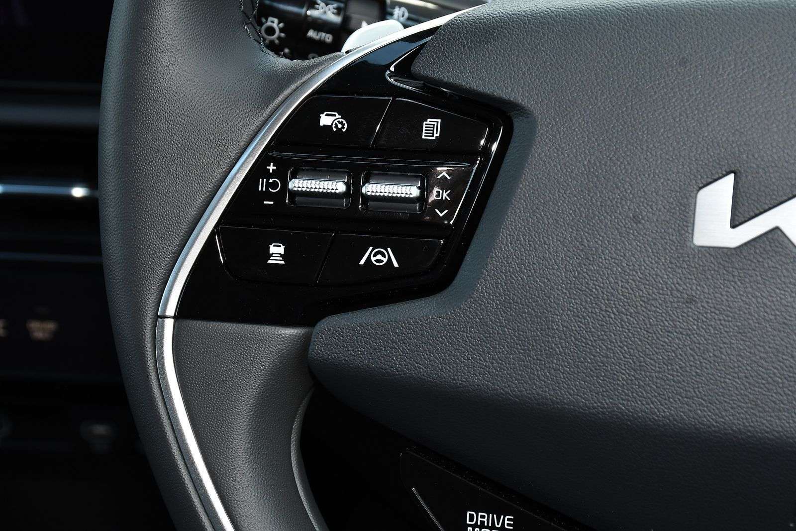 2025 KIA NIRO 2025 KIA NIRO