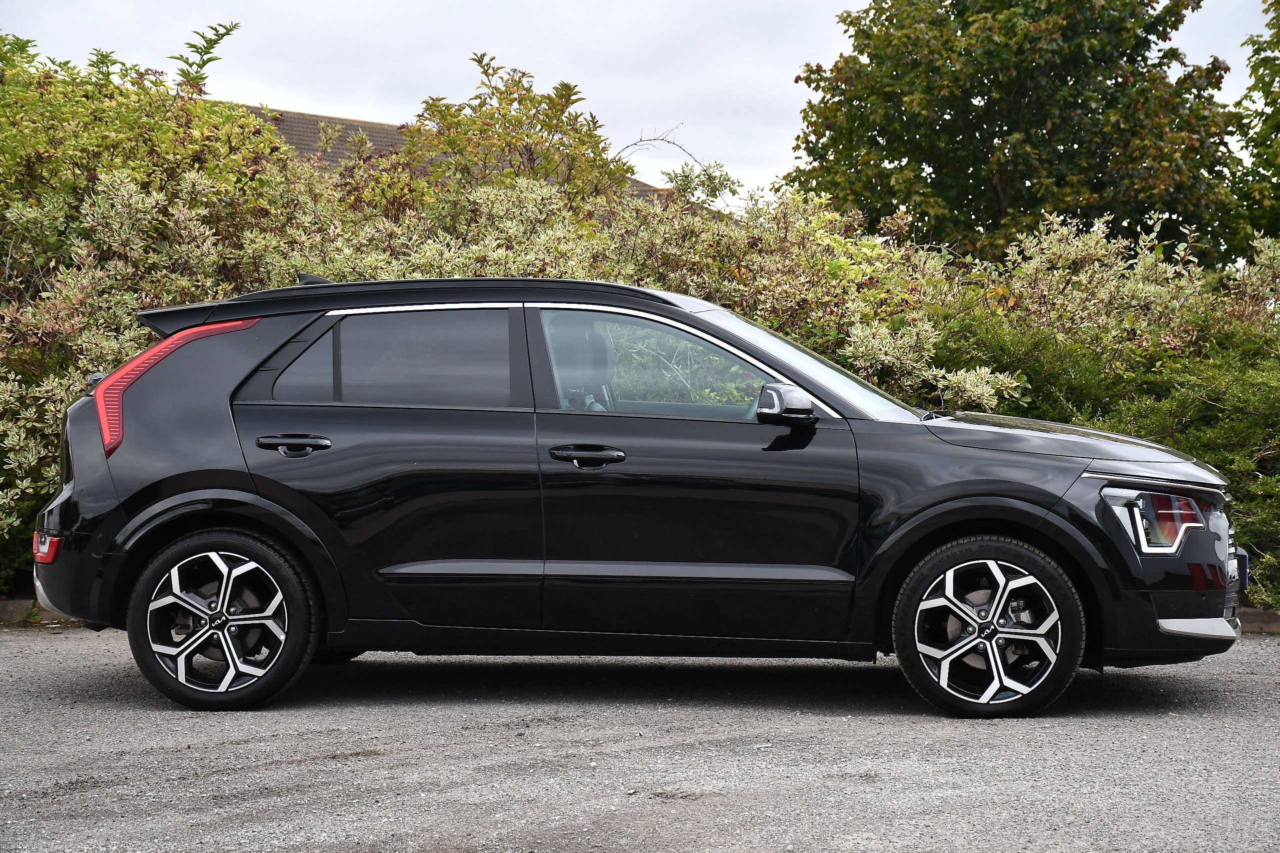 A 2025 KIA NIRO 1.6h GDi 3 SUV 5dr Petrol Hybrid DCT Euro 6 (s/s) (127 bhp) A 2025 KIA NIRO 1.6h GDi 3 SUV 5dr Petrol Hybrid DCT Euro 6 (s/s) (127 bhp)