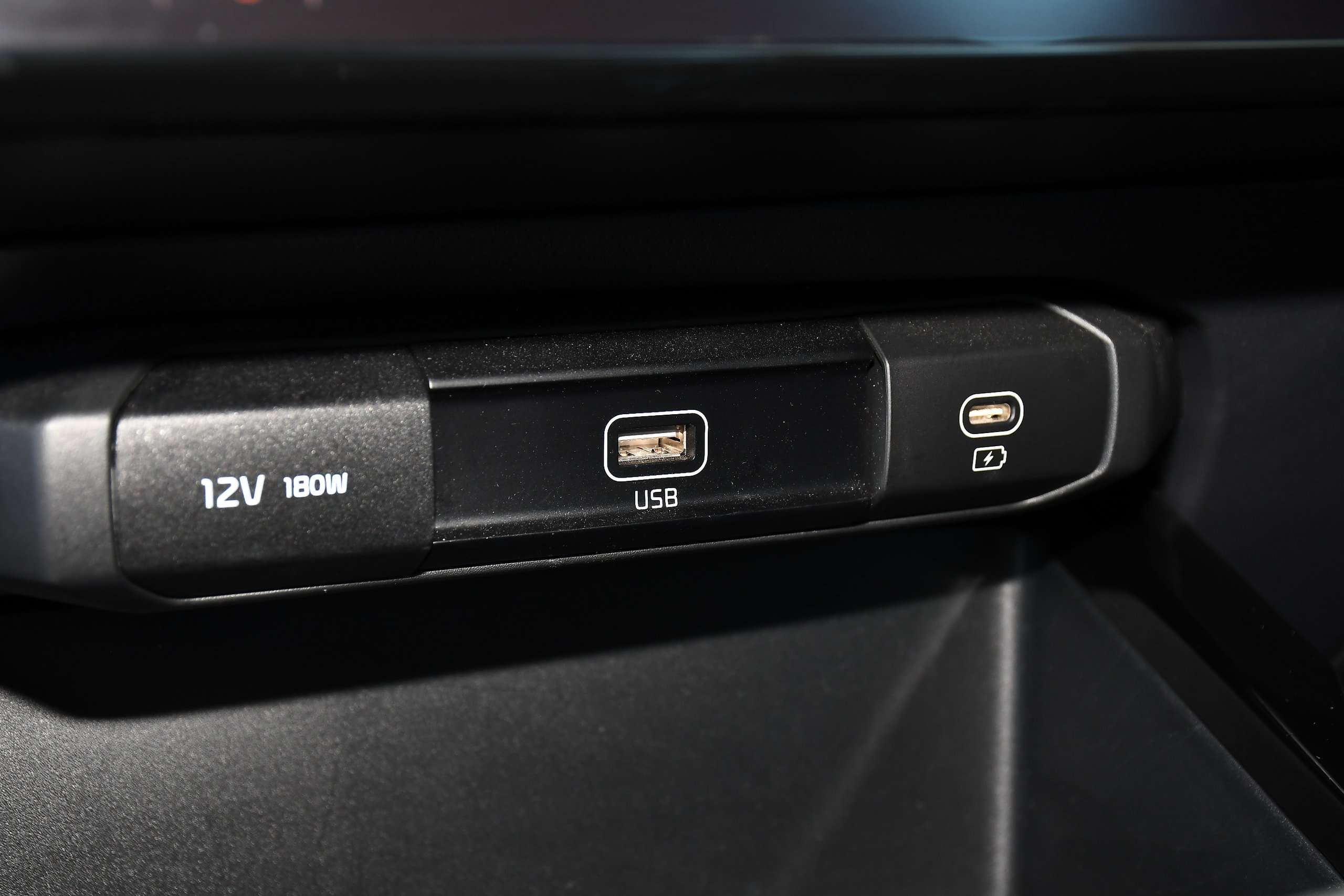 2024 KIA NIRO 2024 KIA NIRO