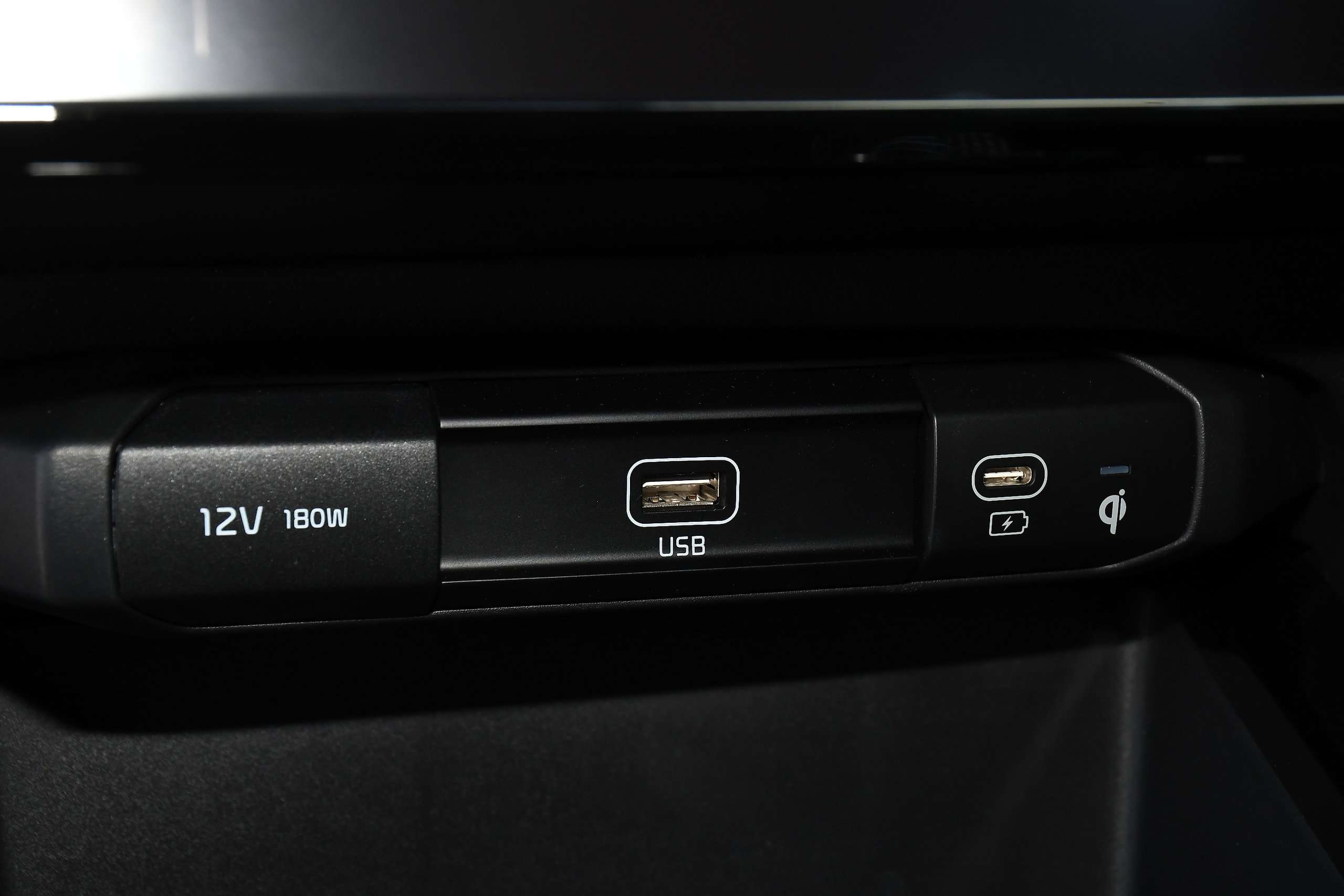 2025 KIA NIRO 2025 KIA NIRO