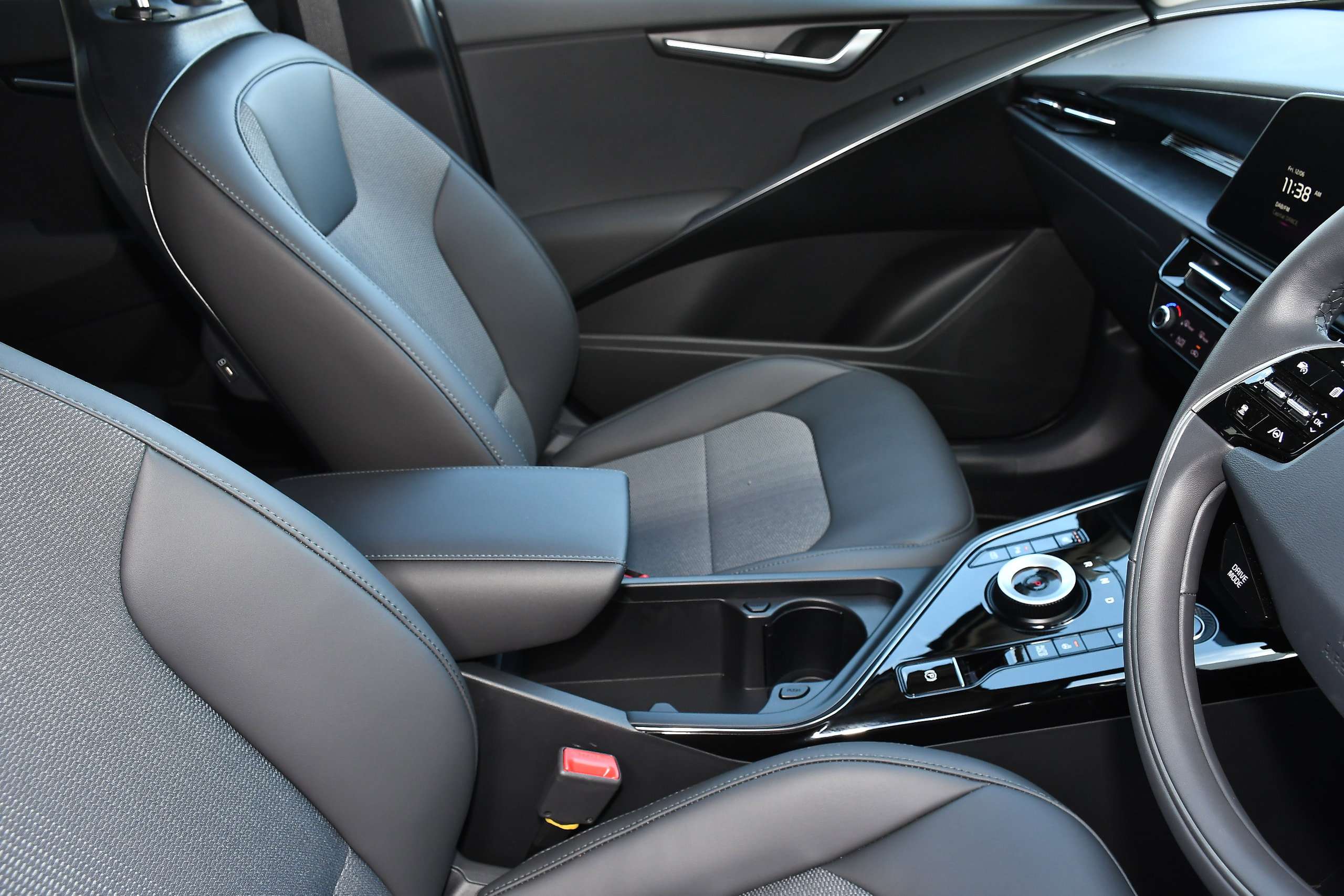 2025 KIA NIRO 2025 KIA NIRO