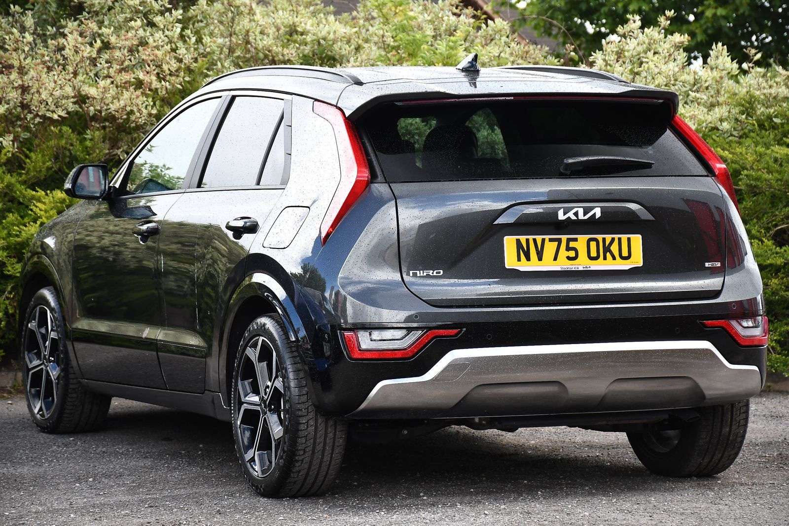 A 2026 KIA NIRO 1.6h GDi Evolve SUV 5dr Petrol Hybrid DCT Euro 6 (s/s) (136 bhp) A 2026 KIA NIRO 1.6h GDi Evolve SUV 5dr Petrol Hybrid DCT Euro 6 (s/s) (136 bhp)