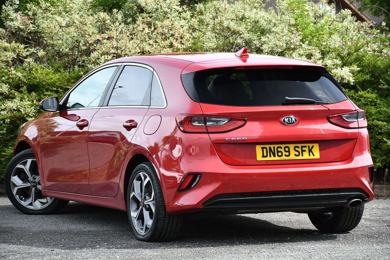 A 2019 KIA CEED 1.4 T-GDi 3 Hatchback 5dr Petrol DCT Euro 6 (s/s) (138 bhp) A 2019 KIA CEED 1.4 T-GDi 3 Hatchback 5dr Petrol DCT Euro 6 (s/s) (138 bhp)