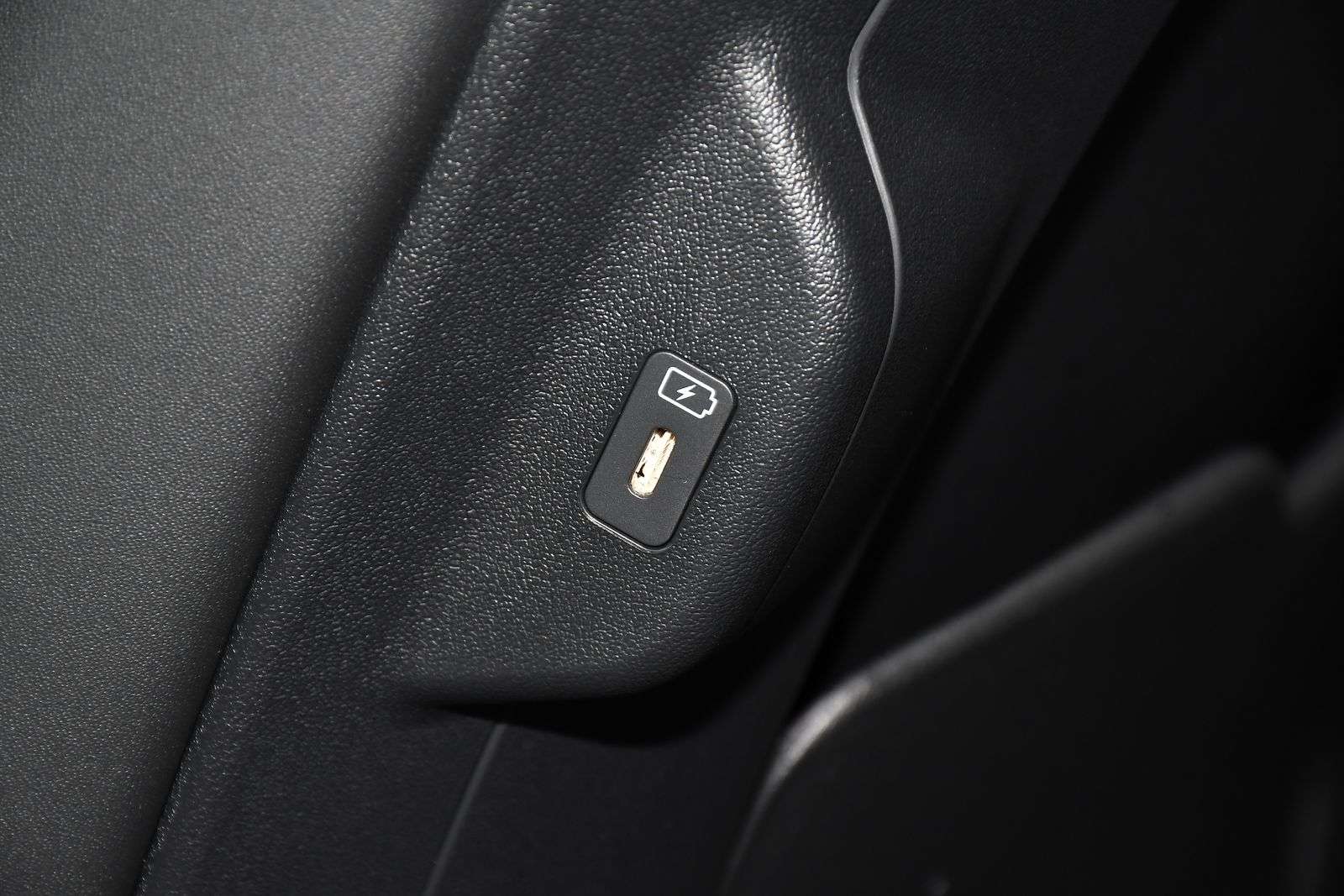 2024 KIA NIRO 2024 KIA NIRO