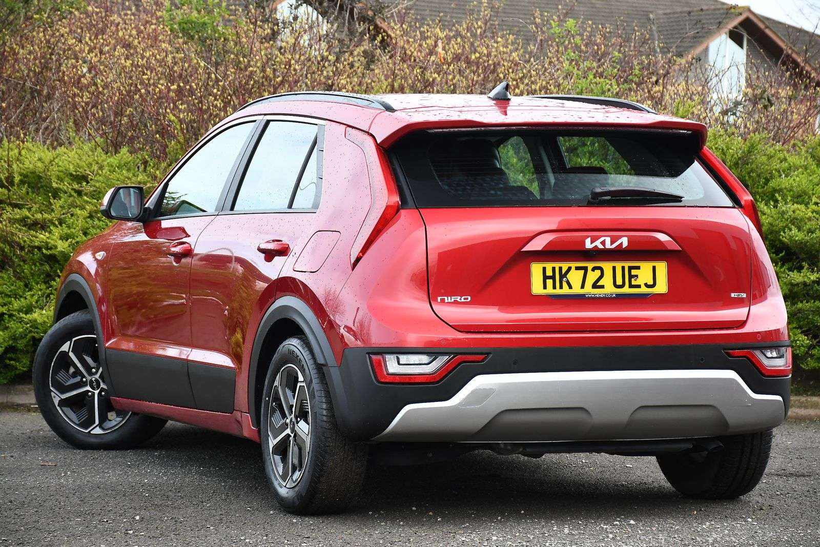 A 2023 KIA NIRO 1.6h GDi 2 SUV 5dr Petrol Hybrid DCT Euro 6 (s/s) (139 bhp) A 2023 KIA NIRO 1.6h GDi 2 SUV 5dr Petrol Hybrid DCT Euro 6 (s/s) (139 bhp)