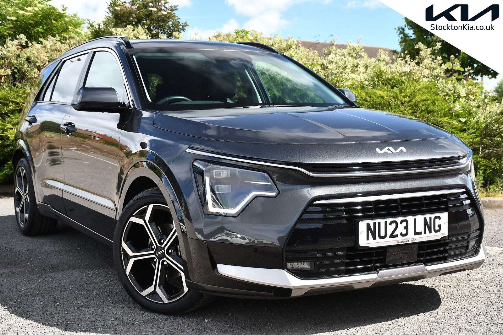 A 2023 KIA NIRO 1.6h GDi 3 SUV 5dr Petrol Hybrid DCT Euro 6 (s/s) (139 bhp) A 2023 KIA NIRO 1.6h GDi 3 SUV 5dr Petrol Hybrid DCT Euro 6 (s/s) (139 bhp)