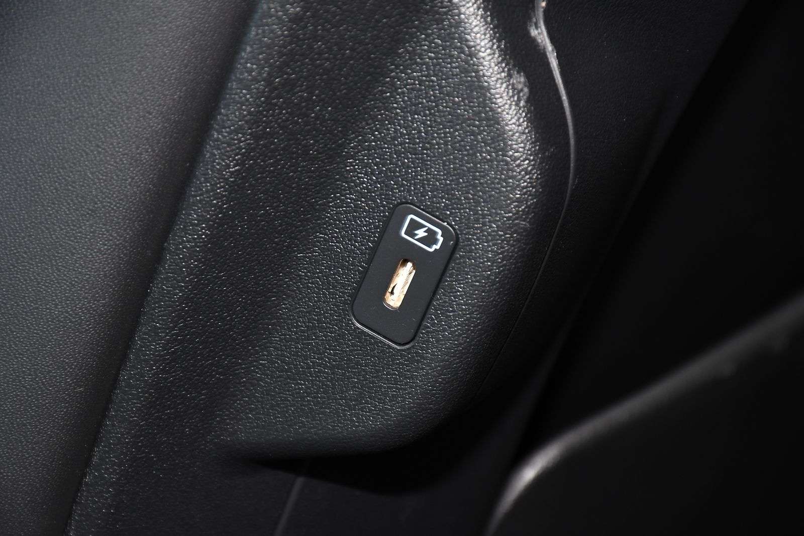 2023 KIA NIRO 2023 KIA NIRO