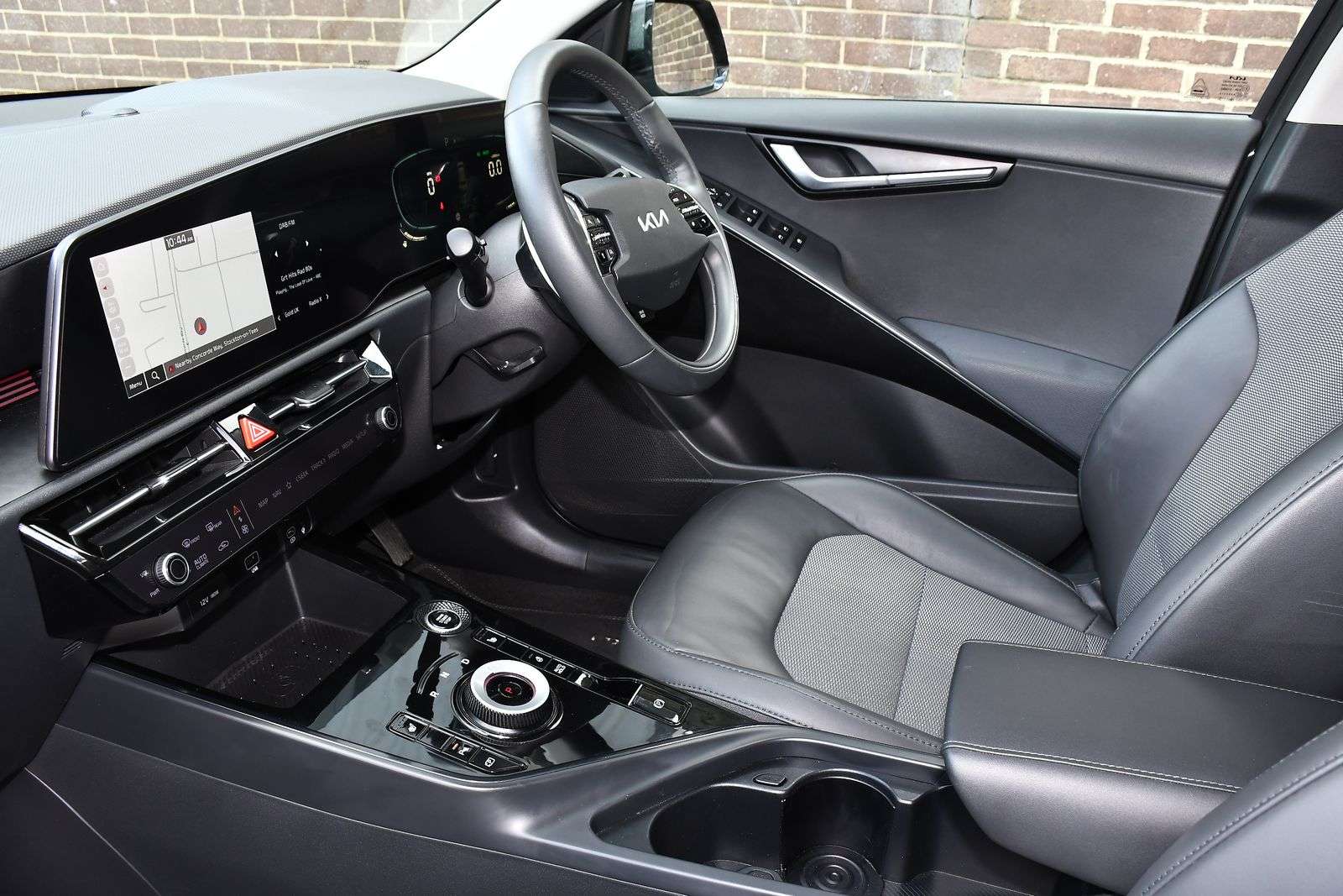 A 2023 KIA NIRO 1.6h GDi 3 SUV 5dr Petrol Hybrid DCT Euro 6 (s/s) (139 bhp) A 2023 KIA NIRO 1.6h GDi 3 SUV 5dr Petrol Hybrid DCT Euro 6 (s/s) (139 bhp)