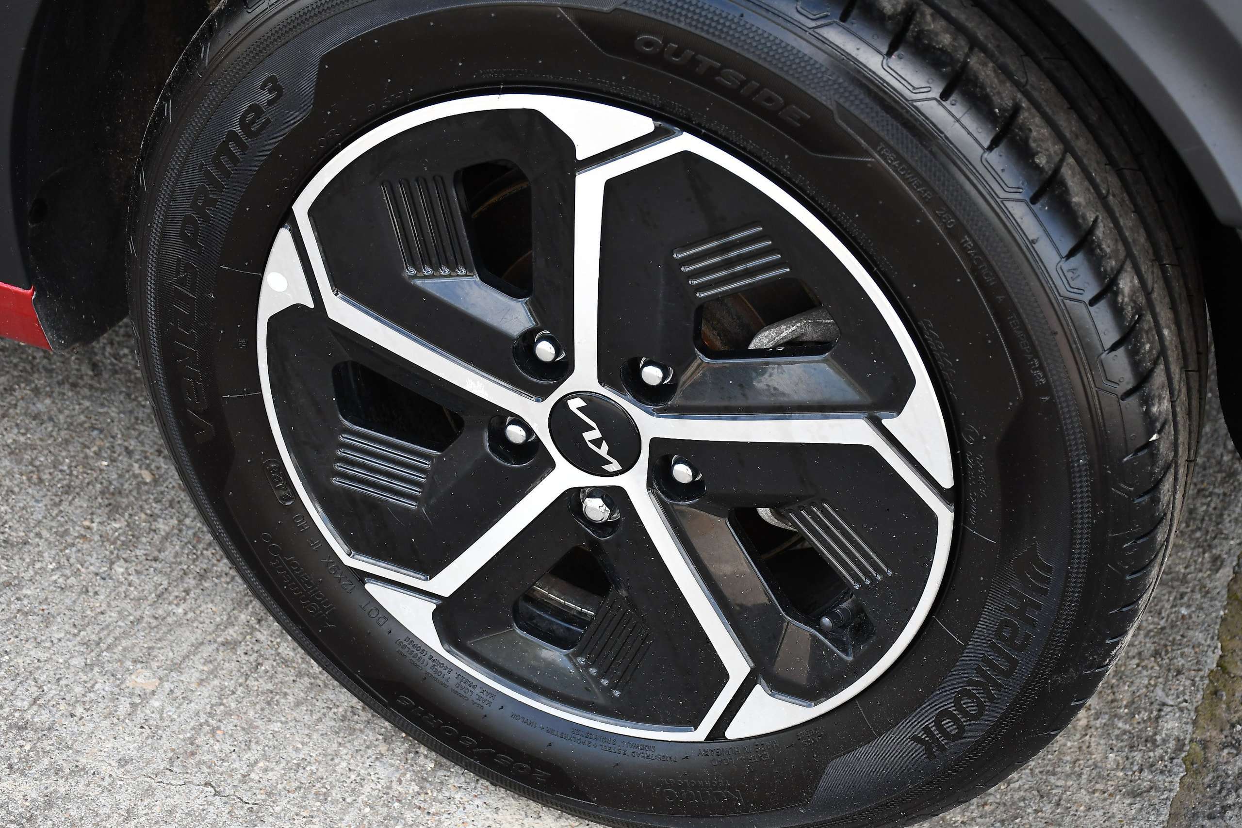 2023 KIA NIRO 2023 KIA NIRO