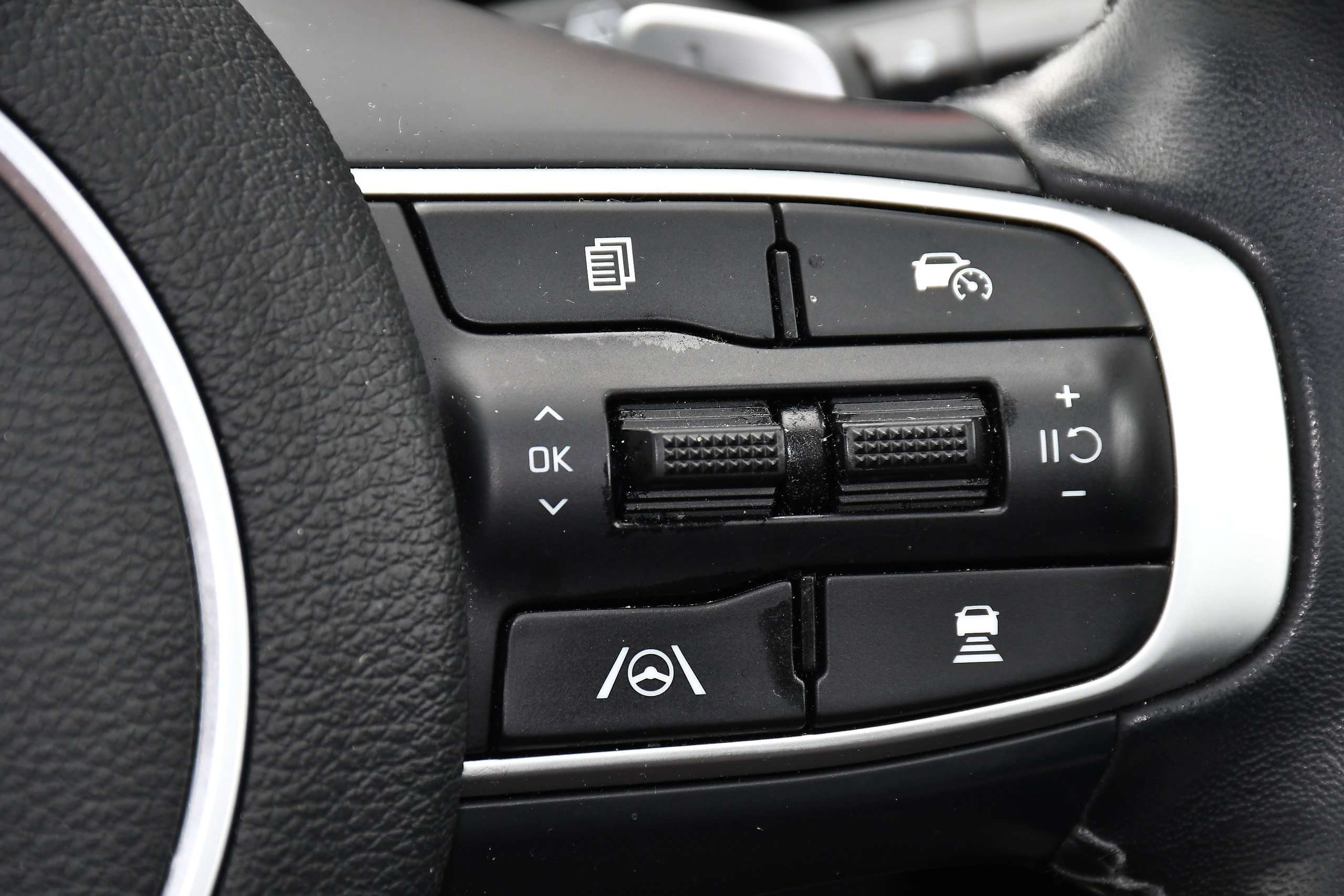 2023 KIA SPORTAGE 2023 KIA SPORTAGE