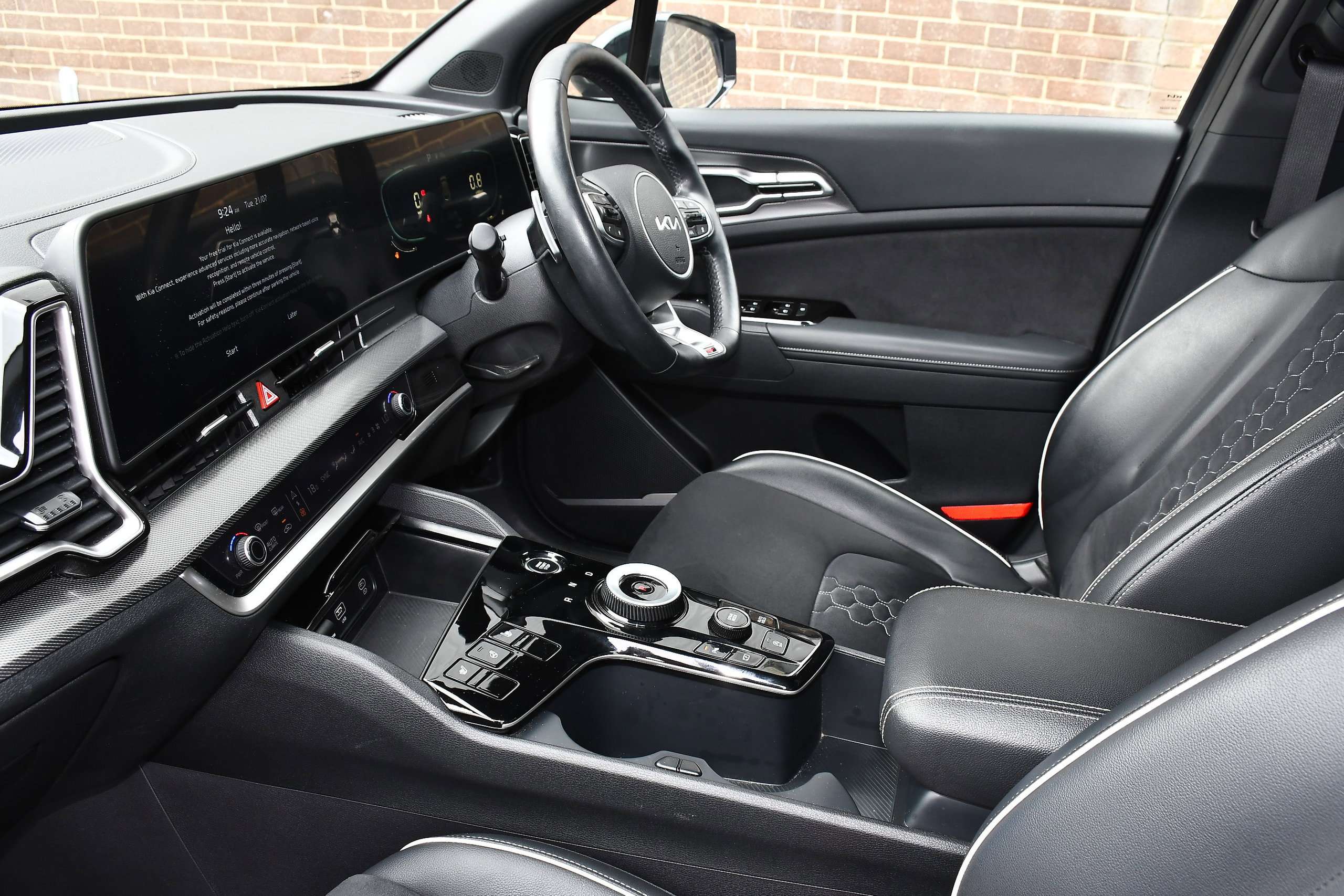 A 2023 KIA SPORTAGE 1.6 T-GDi MHEV GT-Line SUV 5dr Petrol Hybrid DCT Euro 6 (s/s) (148 bhp) A 2023 KIA SPORTAGE 1.6 T-GDi MHEV GT-Line SUV 5dr Petrol Hybrid DCT Euro 6 (s/s) (148 bhp)