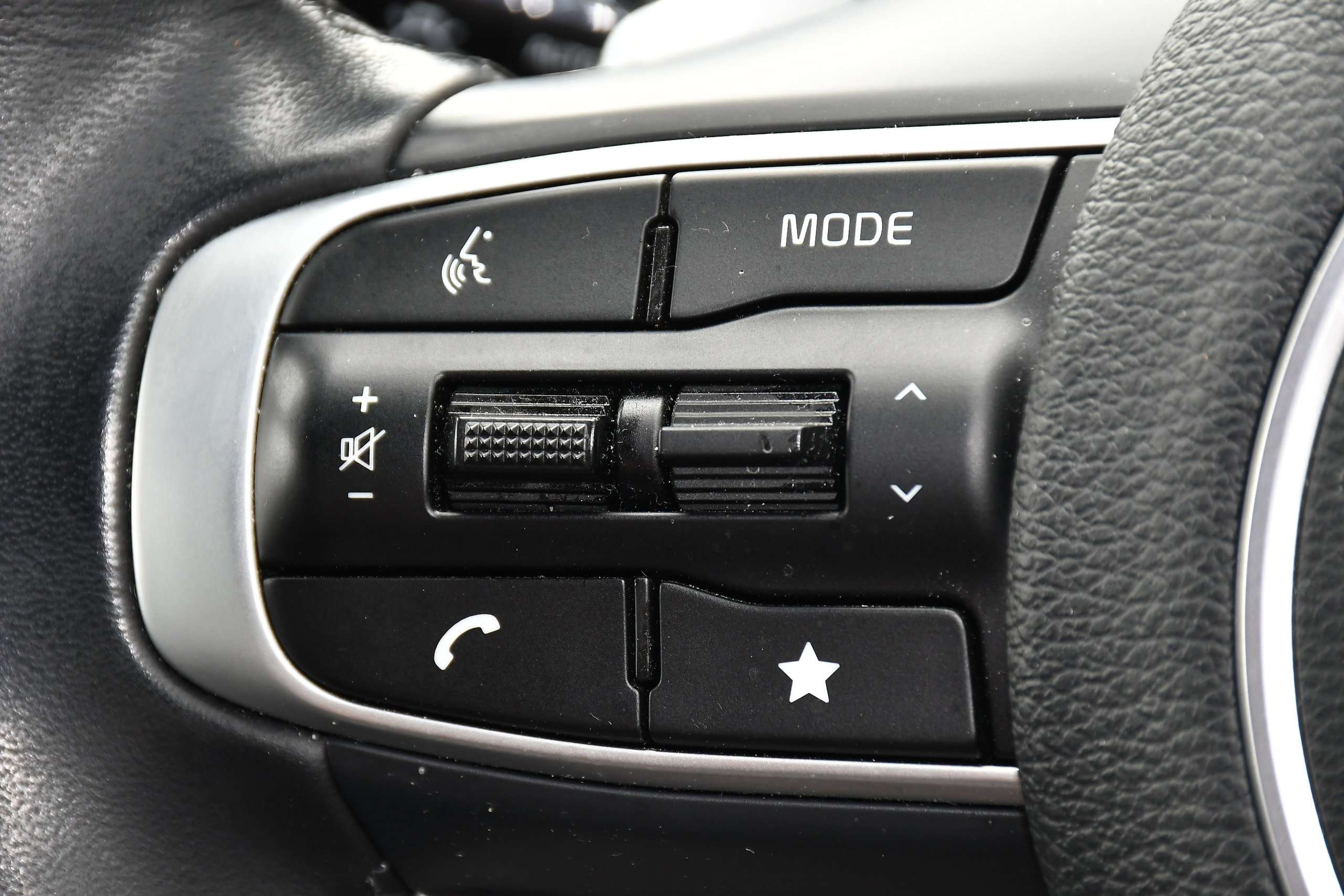 2023 KIA SPORTAGE 2023 KIA SPORTAGE