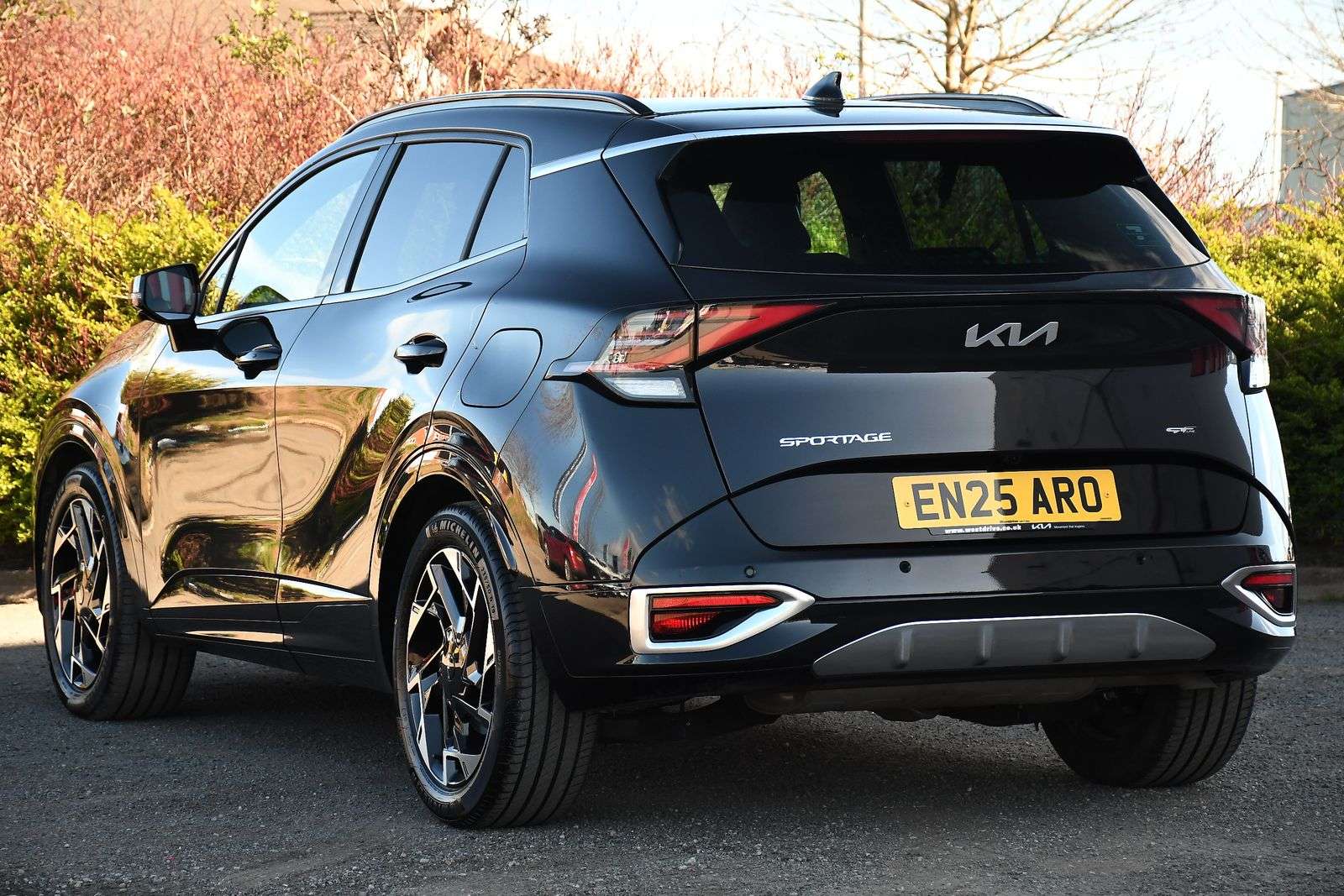 A 2025 KIA SPORTAGE 1.6 T-GDi MHEV GT-Line S SUV 5dr Petrol Hybrid DCT Euro 6 (s/s) (157 bhp) A 2025 KIA SPORTAGE 1.6 T-GDi MHEV GT-Line S SUV 5dr Petrol Hybrid DCT Euro 6 (s/s) (157 bhp)