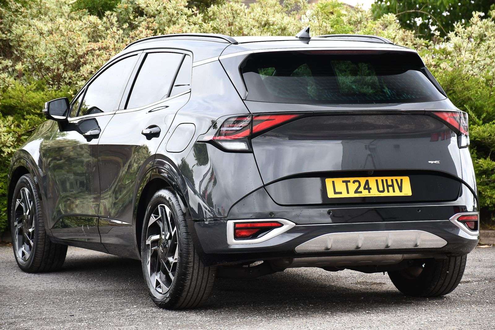 A 2024 KIA SPORTAGE 1.6 T-GDi MHEV GT-Line S SUV 5dr Petrol Hybrid DCT Euro 6 (s/s) (157 bhp) A 2024 KIA SPORTAGE 1.6 T-GDi MHEV GT-Line S SUV 5dr Petrol Hybrid DCT Euro 6 (s/s) (157 bhp)