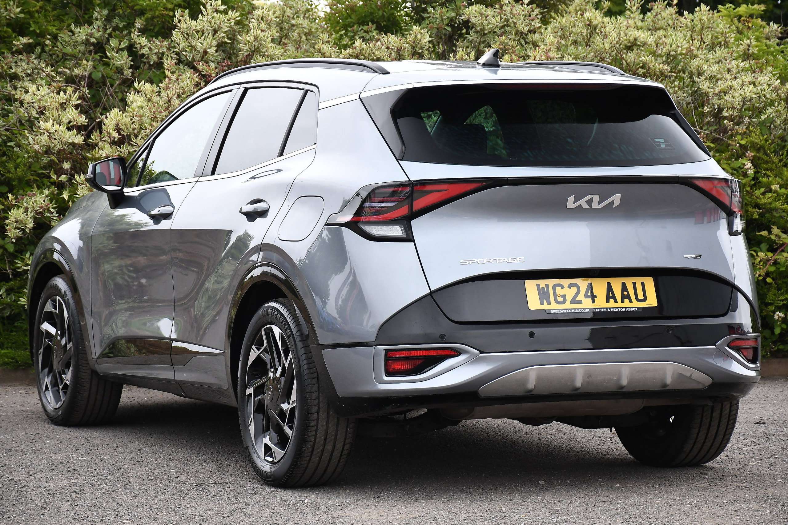 A 2024 KIA SPORTAGE 1.6 T-GDi MHEV GT-Line SUV 5dr Petrol Hybrid DCT Euro 6 (s/s) (157 bhp) A 2024 KIA SPORTAGE 1.6 T-GDi MHEV GT-Line SUV 5dr Petrol Hybrid DCT Euro 6 (s/s) (157 bhp)