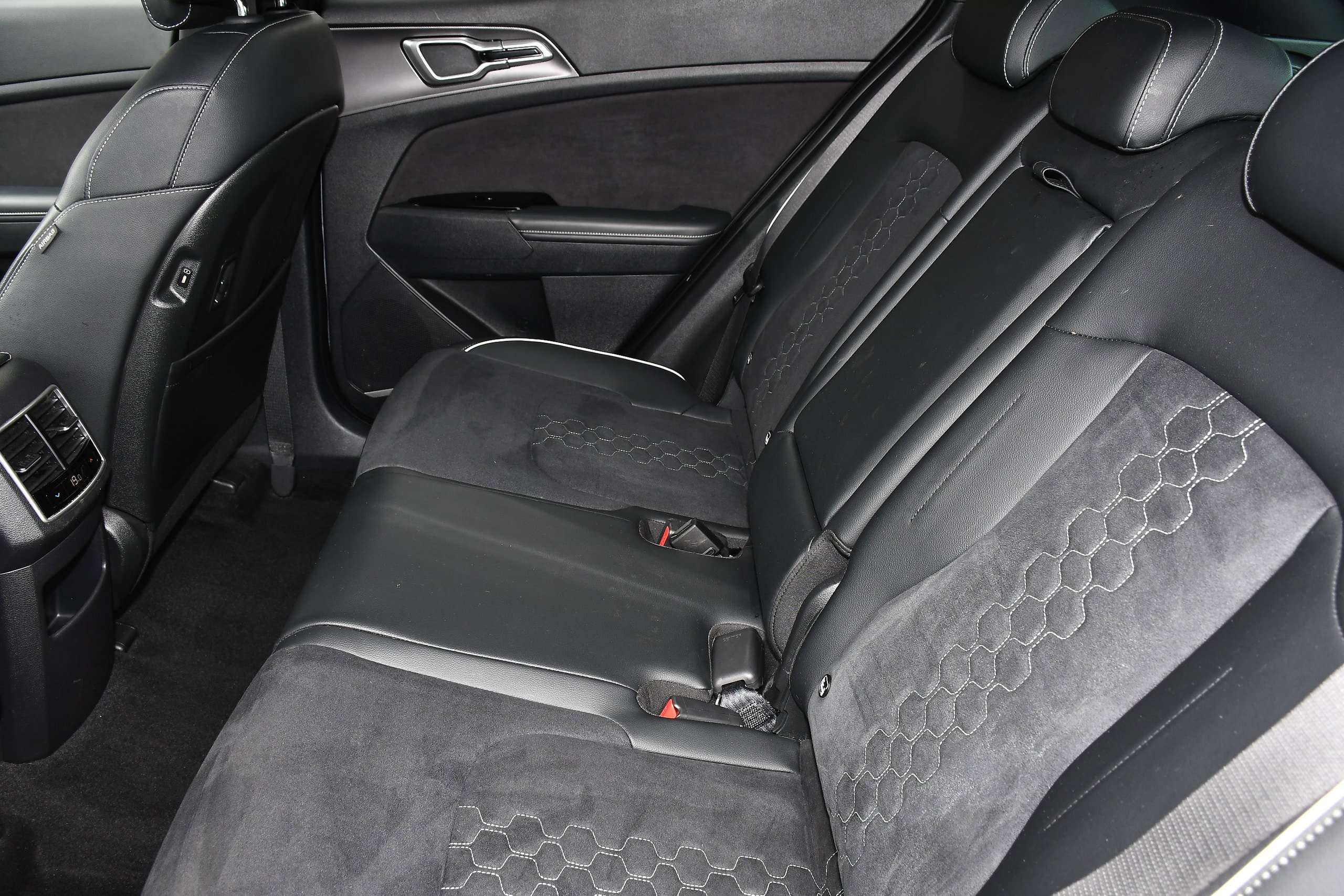 2024 KIA SPORTAGE 2024 KIA SPORTAGE