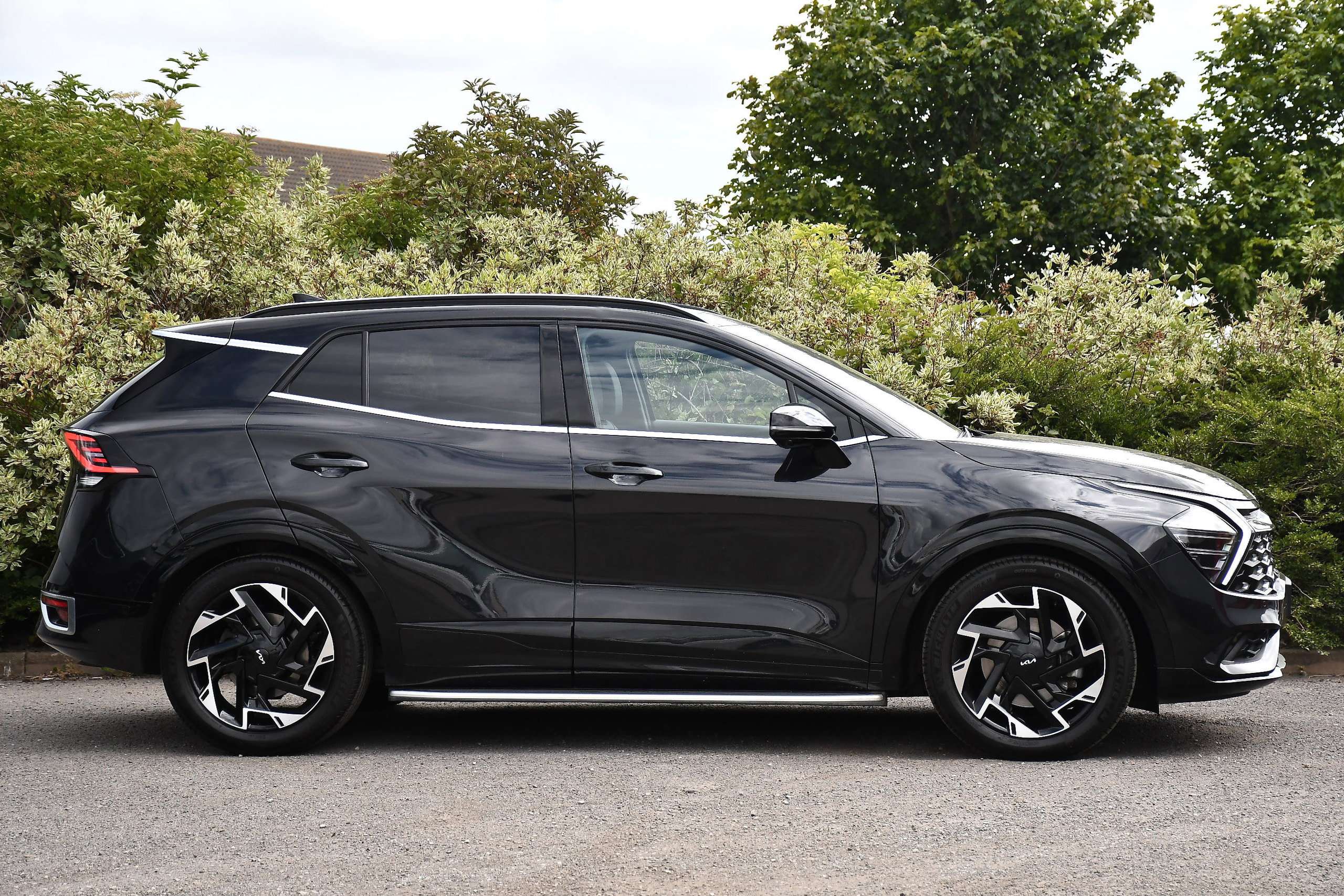 A 2025 KIA SPORTAGE 1.6 T-GDi MHEV GT-Line S SUV 5dr Petrol Hybrid DCT Euro 6 (s/s) (157 bhp) A 2025 KIA SPORTAGE 1.6 T-GDi MHEV GT-Line S SUV 5dr Petrol Hybrid DCT Euro 6 (s/s) (157 bhp)