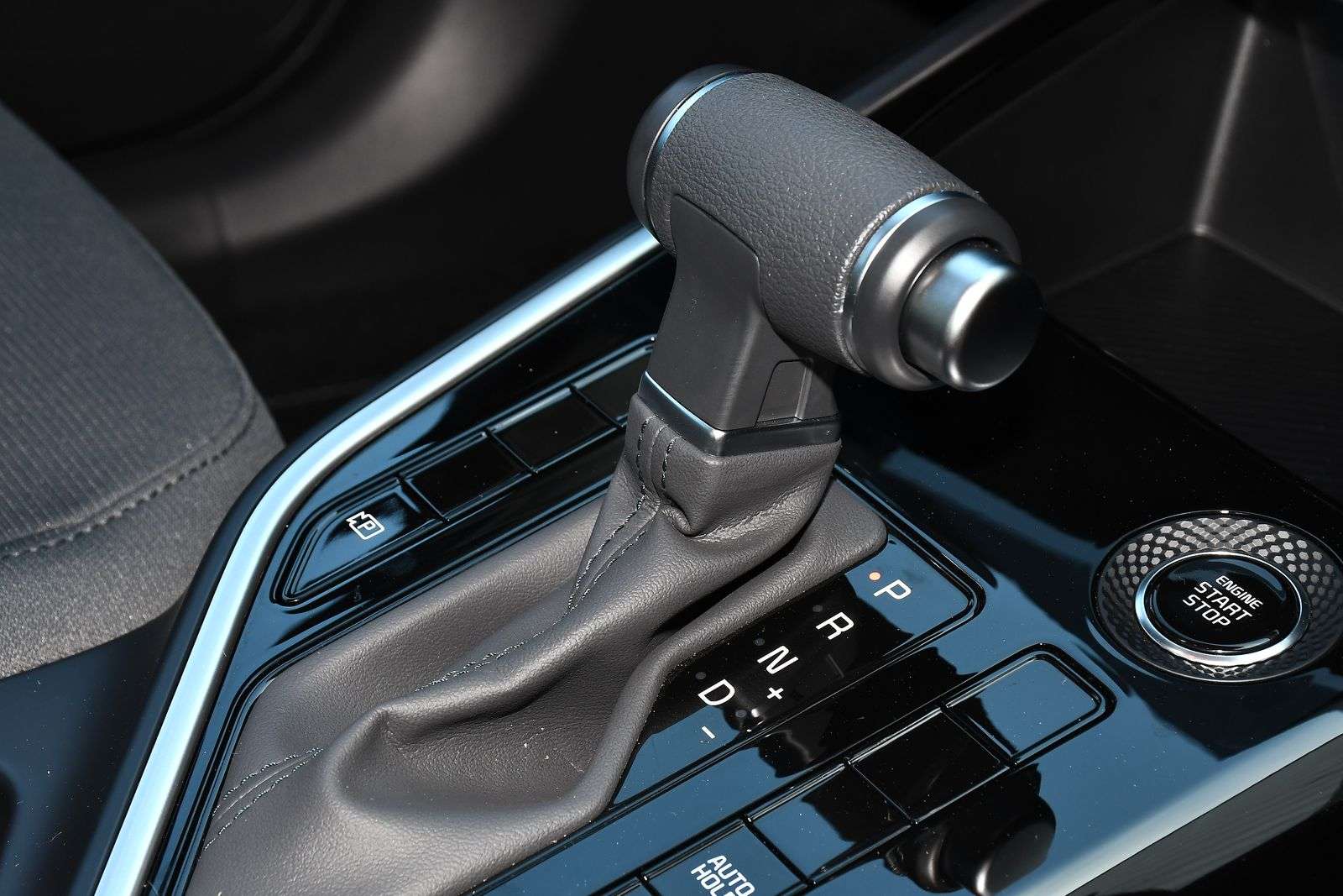 2025 KIA NIRO 2025 KIA NIRO