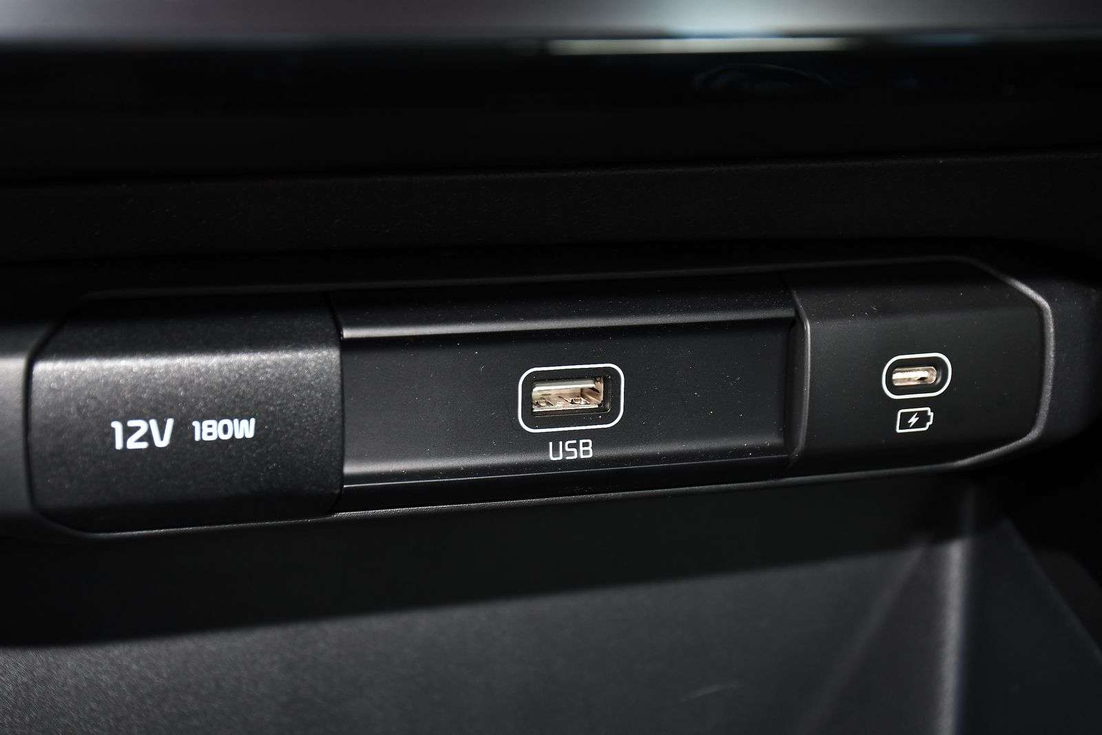 2025 KIA NIRO 2025 KIA NIRO