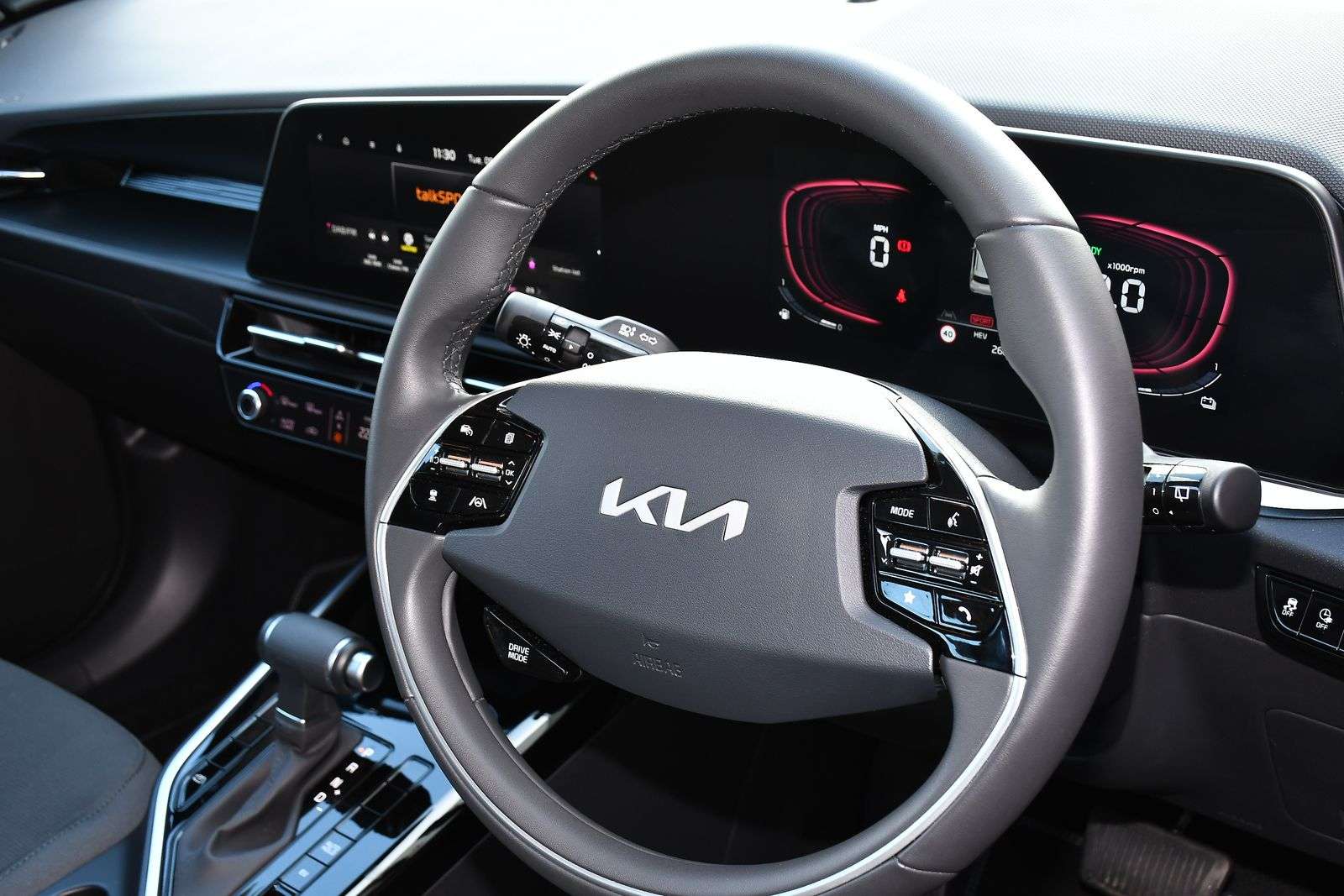 2025 KIA NIRO 2025 KIA NIRO