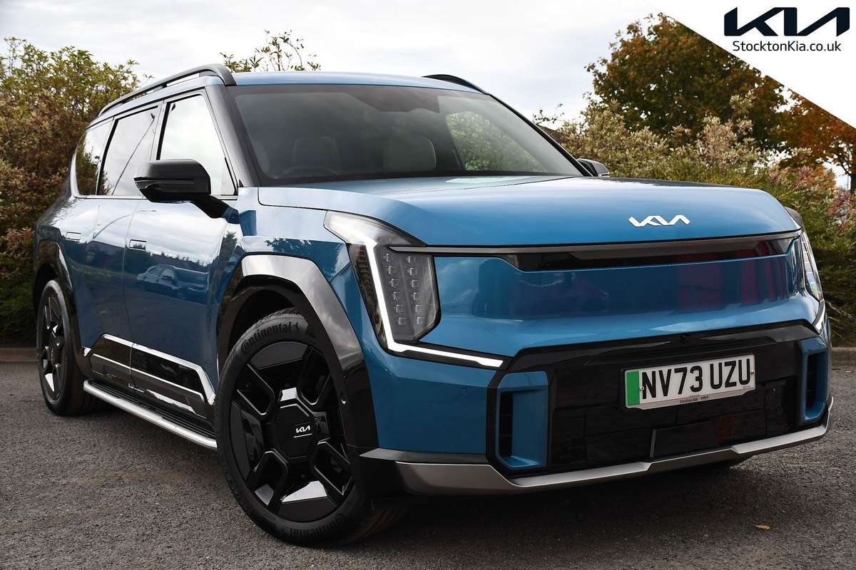 Check out this Kia Ev9 2024 Electric Automatic