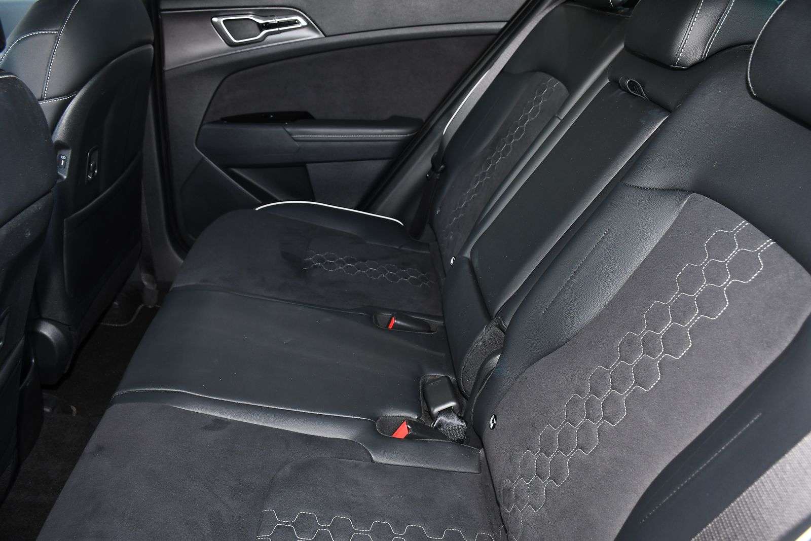 2023 KIA SPORTAGE 2023 KIA SPORTAGE