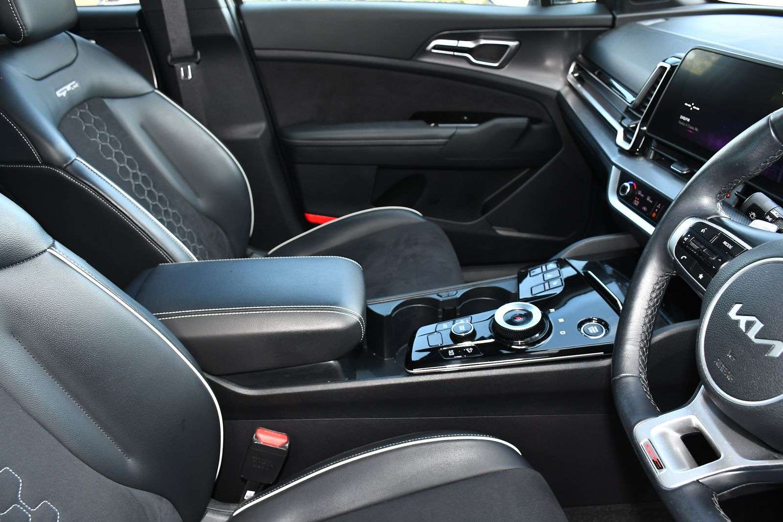 2023 KIA SPORTAGE 2023 KIA SPORTAGE