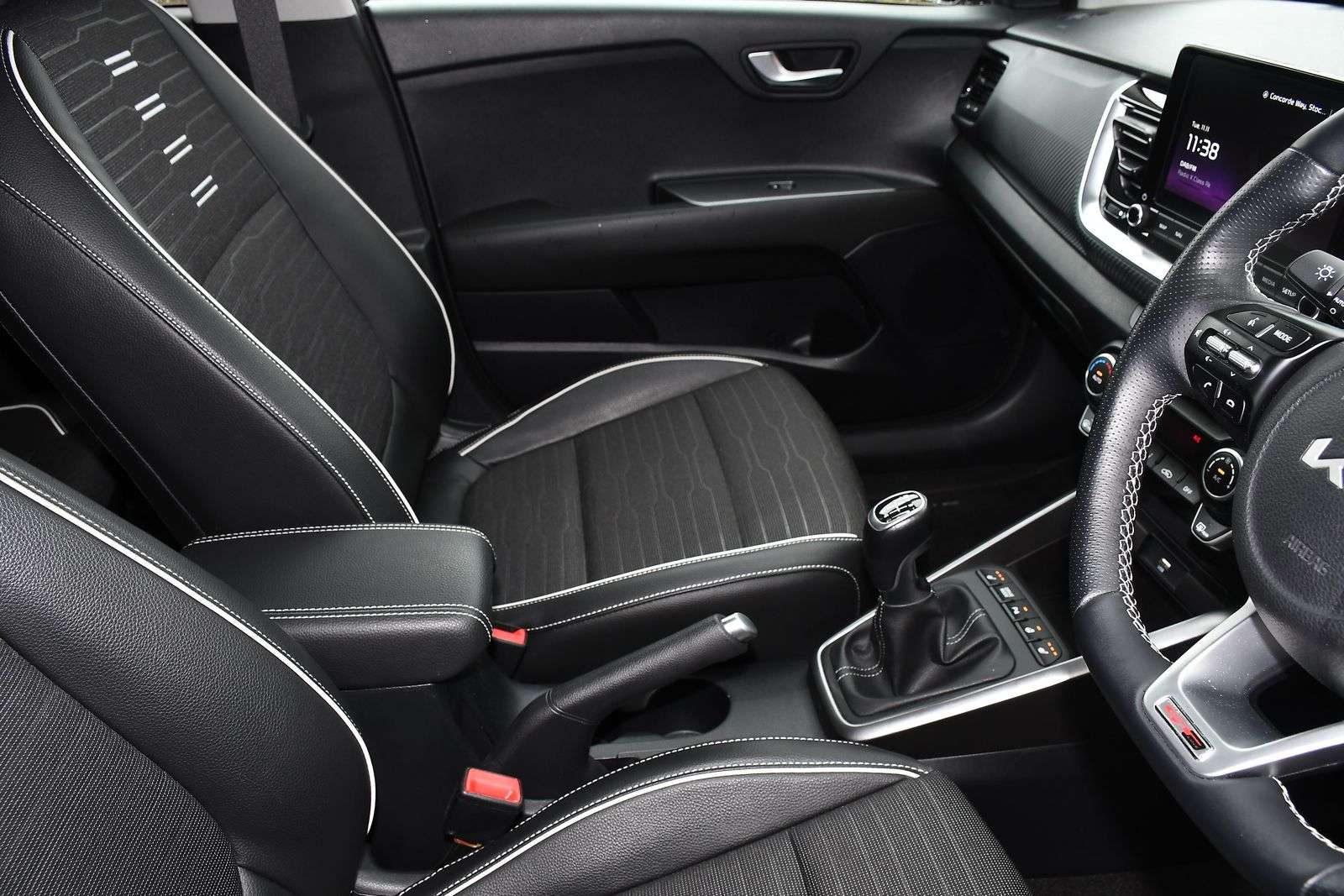 2022 KIA STONIC 2022 KIA STONIC