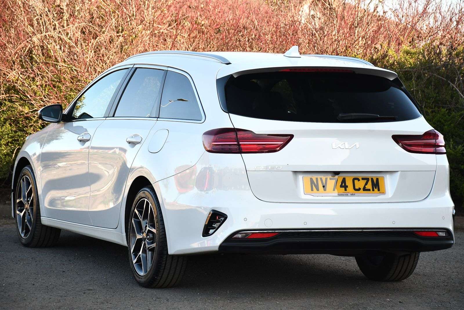 A 2024 KIA CEED 1.5 T-GDi 3 Sportswagon 5dr Petrol Manual Euro 6 (s/s) (138 bhp) A 2024 KIA CEED 1.5 T-GDi 3 Sportswagon 5dr Petrol Manual Euro 6 (s/s) (138 bhp)