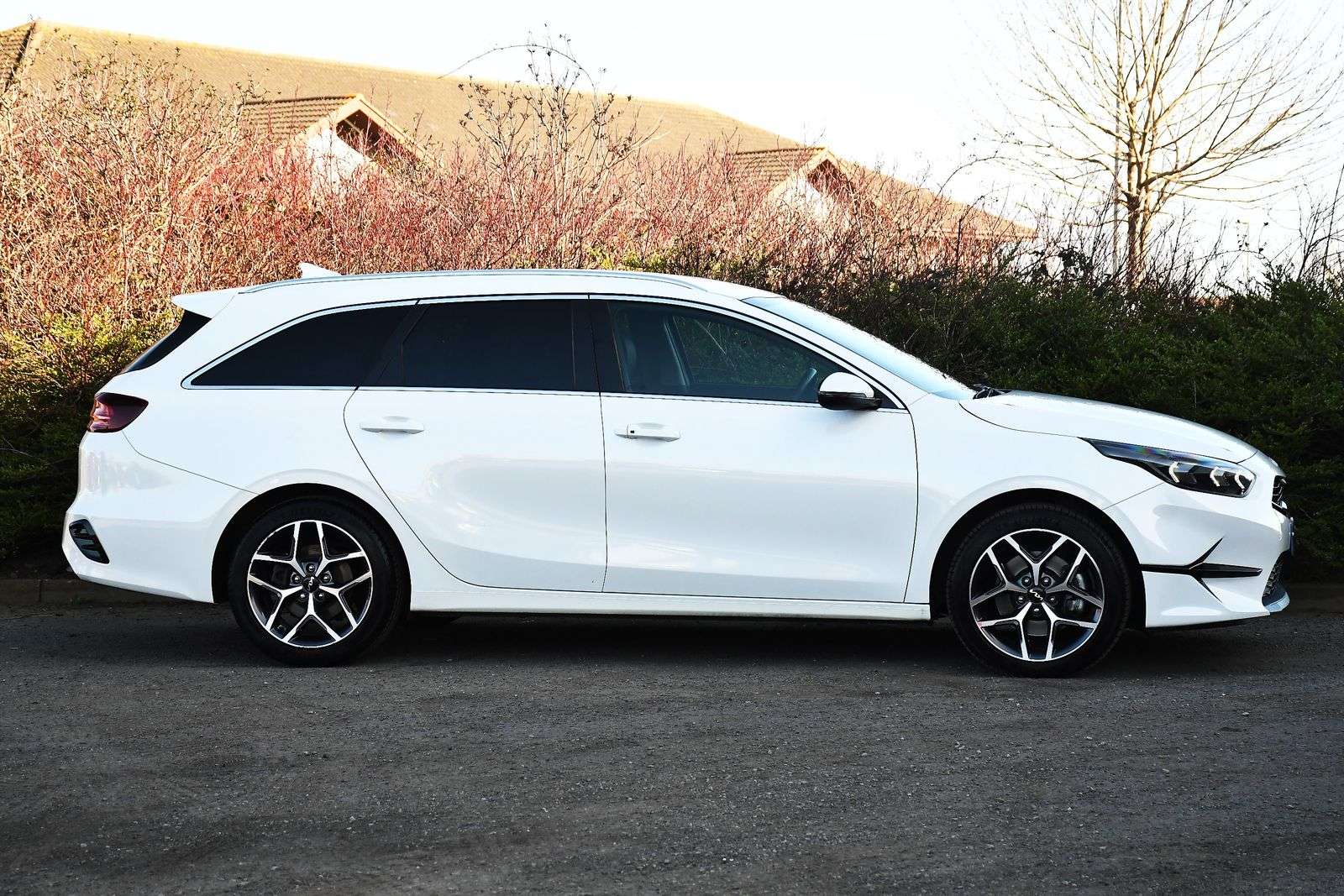A 2024 KIA CEED 1.5 T-GDi 3 Sportswagon 5dr Petrol Manual Euro 6 (s/s) (138 bhp) A 2024 KIA CEED 1.5 T-GDi 3 Sportswagon 5dr Petrol Manual Euro 6 (s/s) (138 bhp)